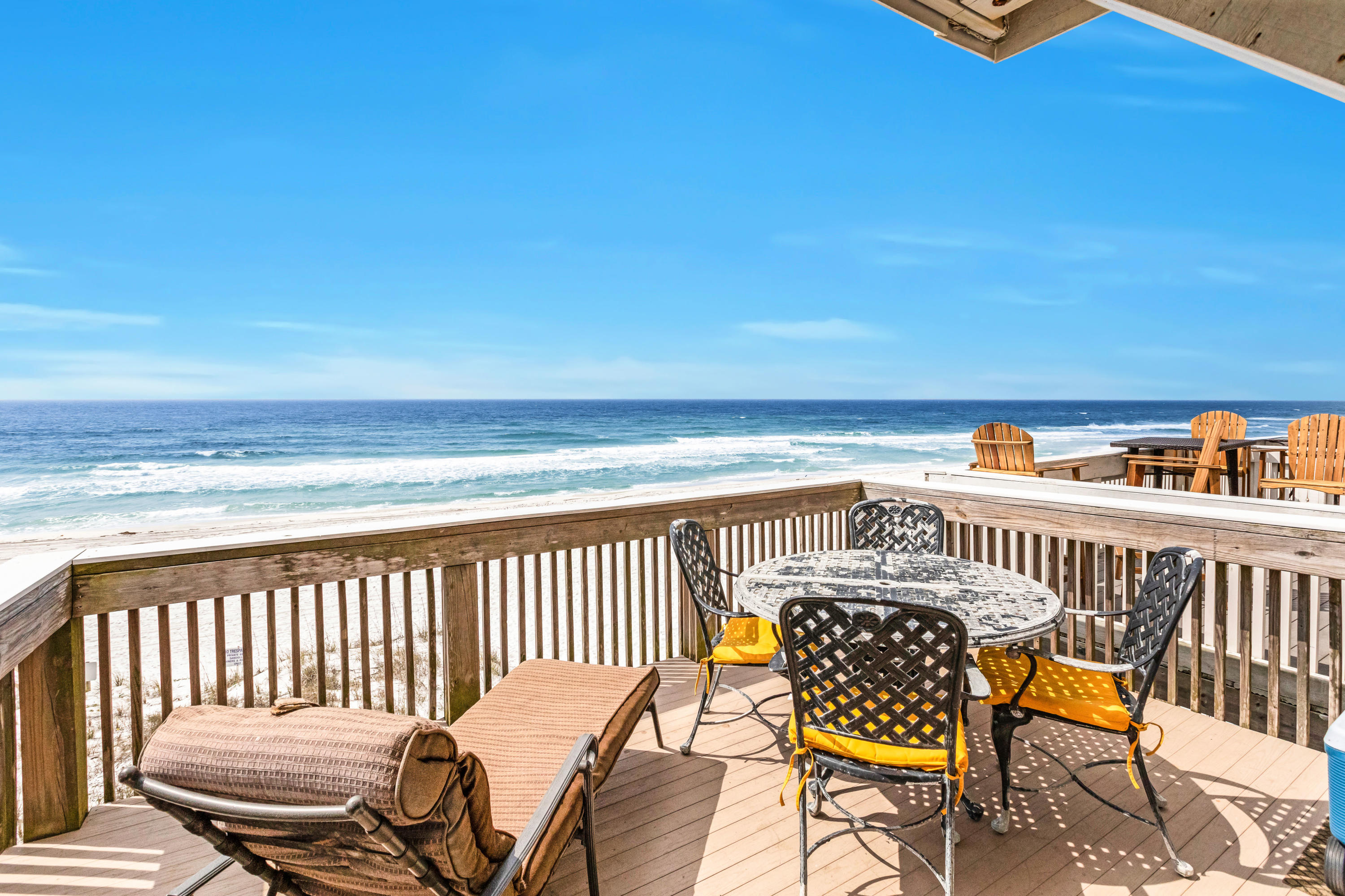 SANDDOLLAR TOWNHOMES - Residential