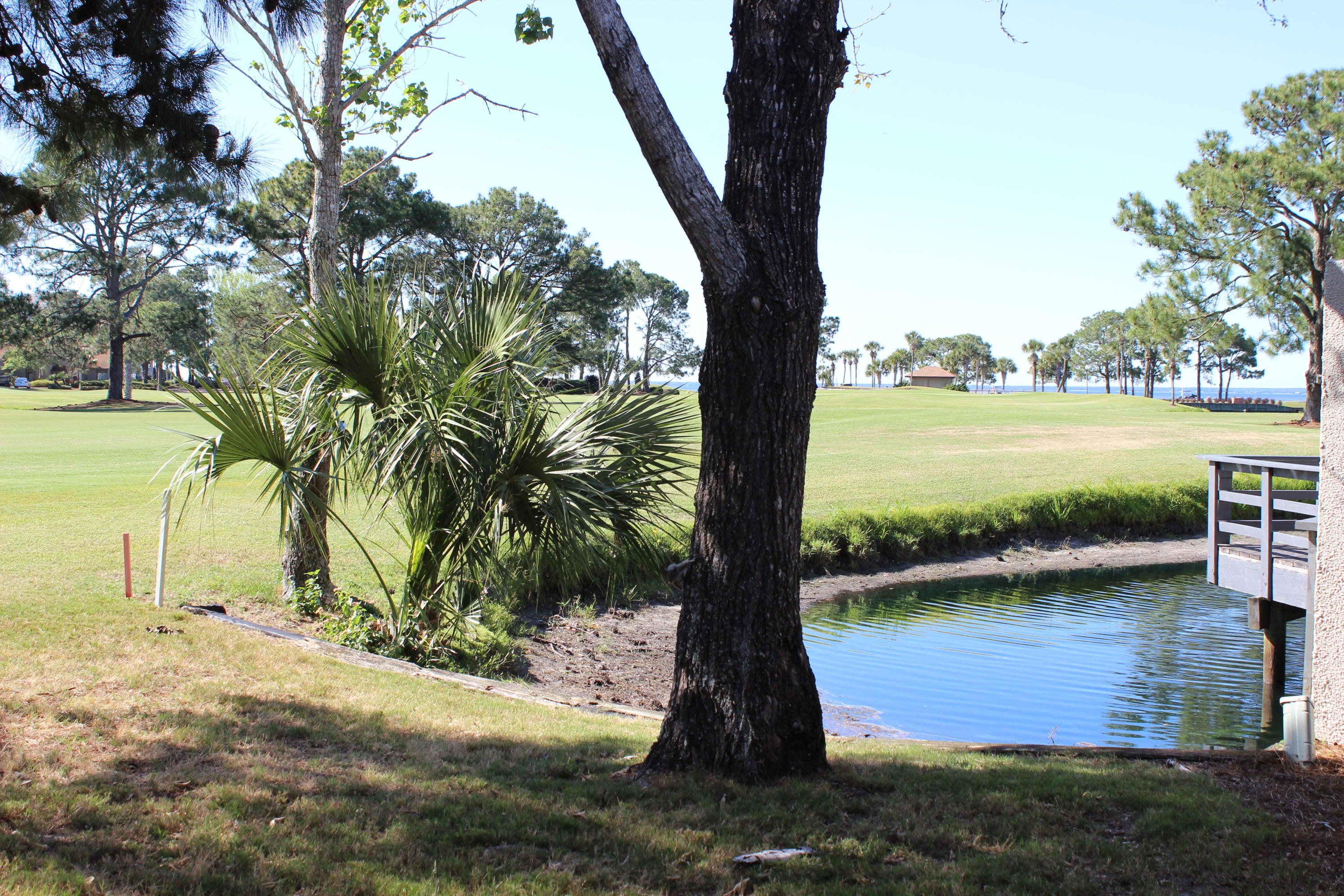 LINKSIDE VILLAGE UNIT 1 - Residential