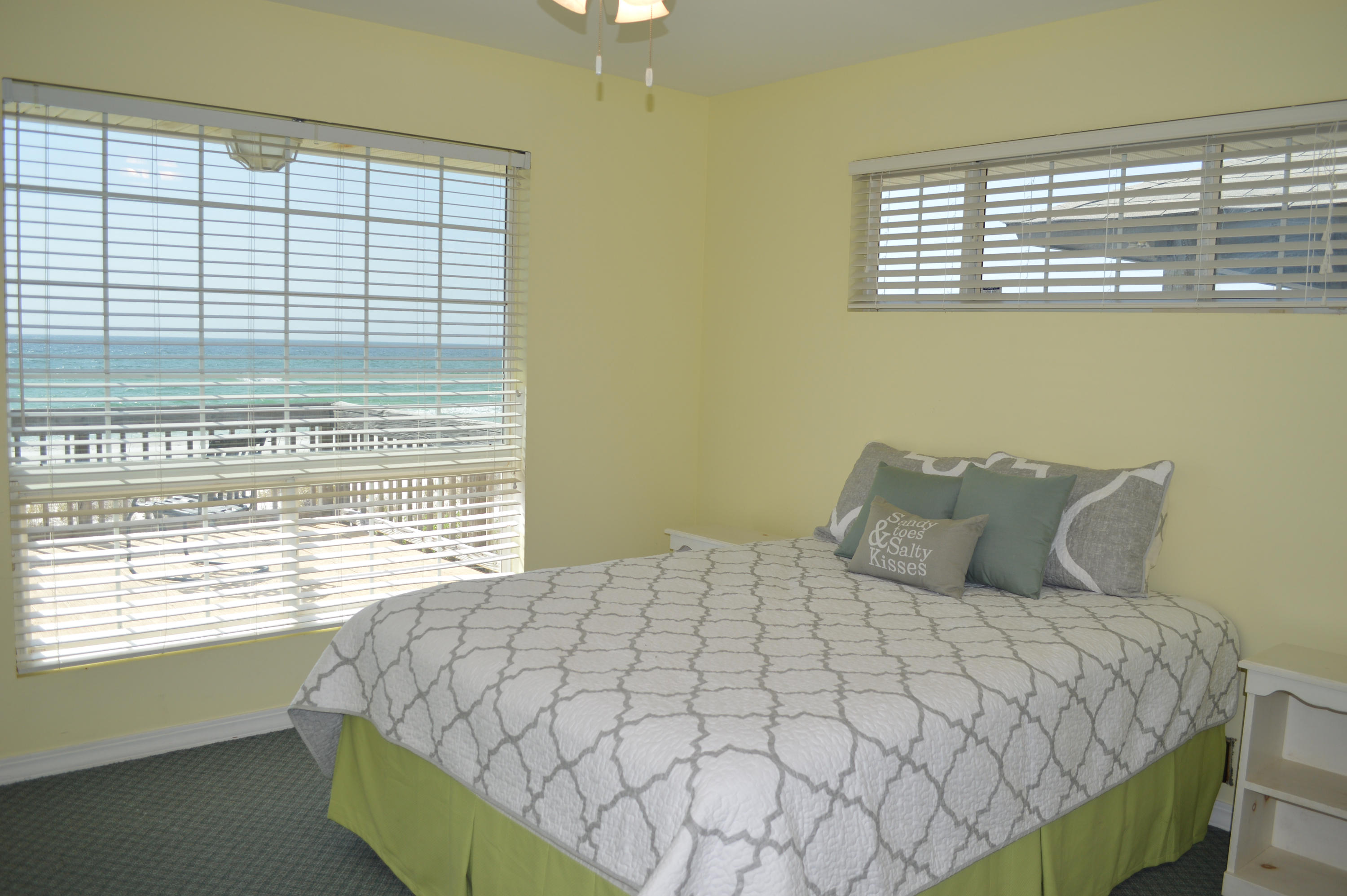 CRESCENT BEACH UNIT 1 - Residential
