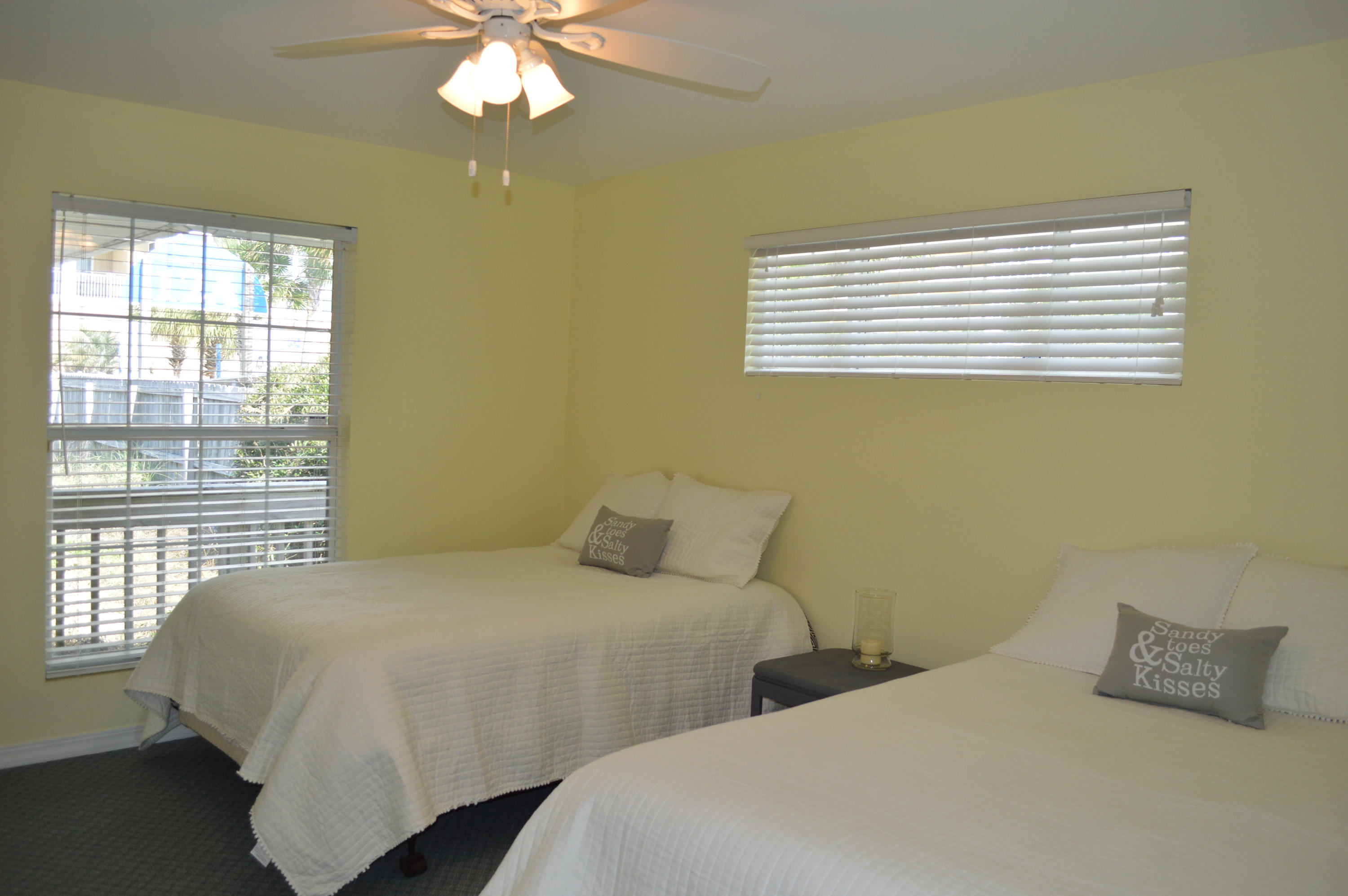 CRESCENT BEACH UNIT 1 - Residential
