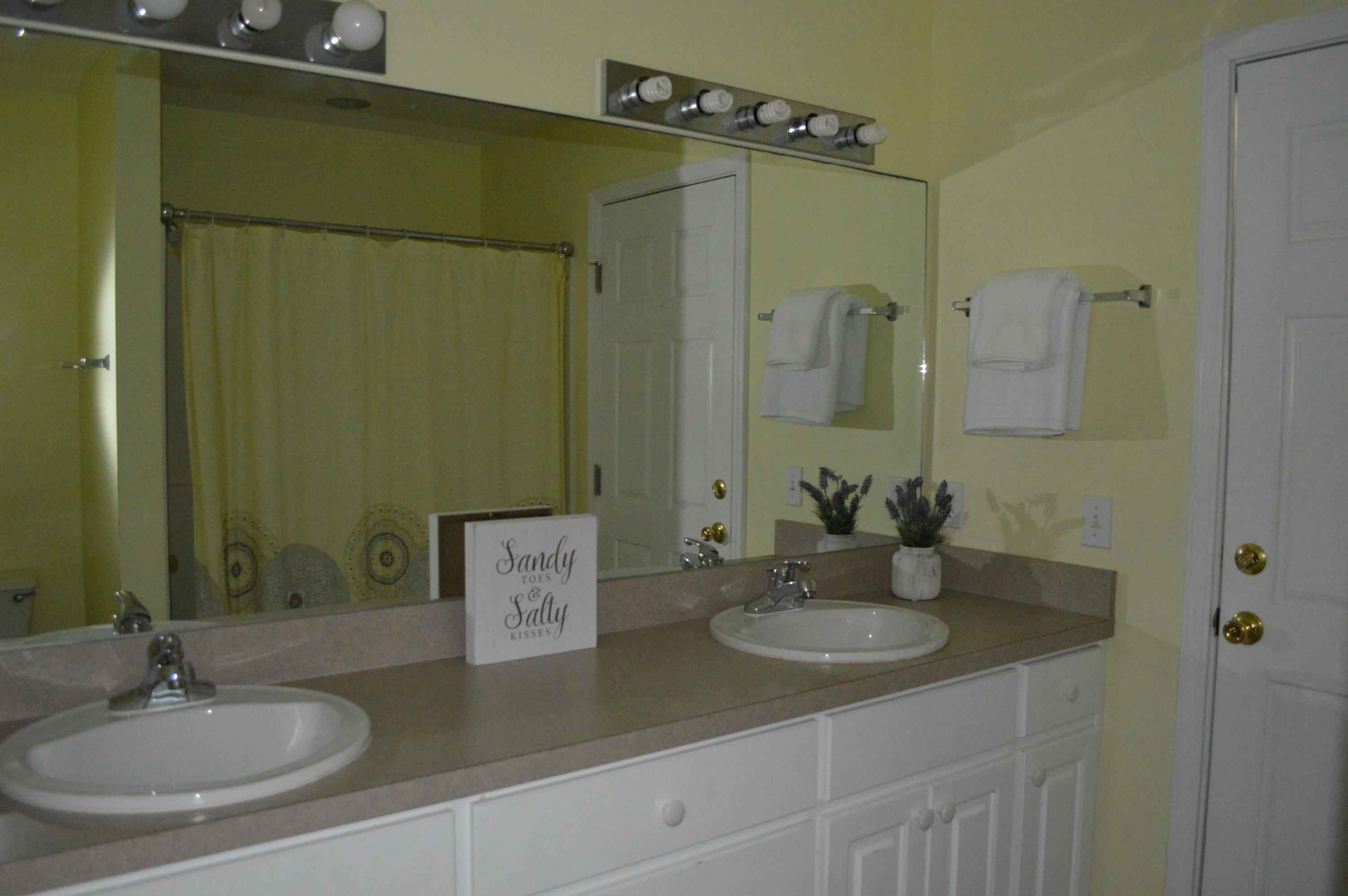 CRESCENT BEACH UNIT 1 - Residential