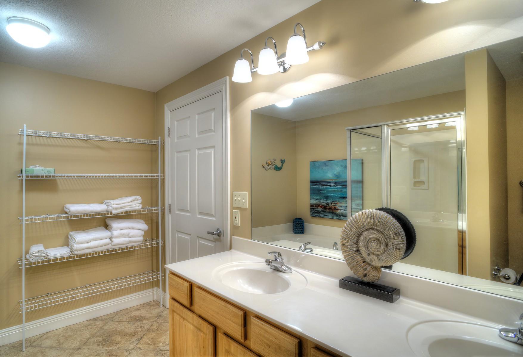 ARIEL DUNES II - Residential