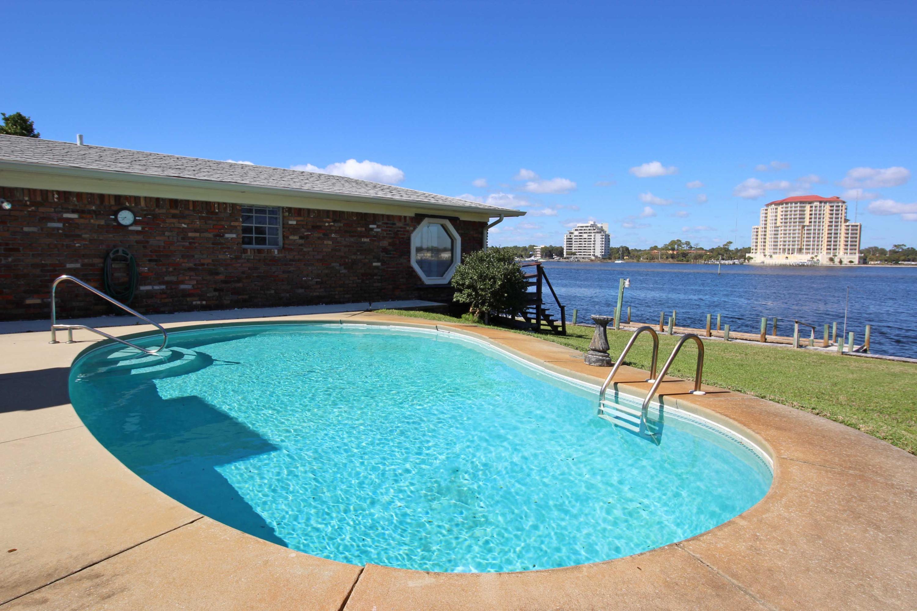 SANTA ROSA ISLAND - Residential