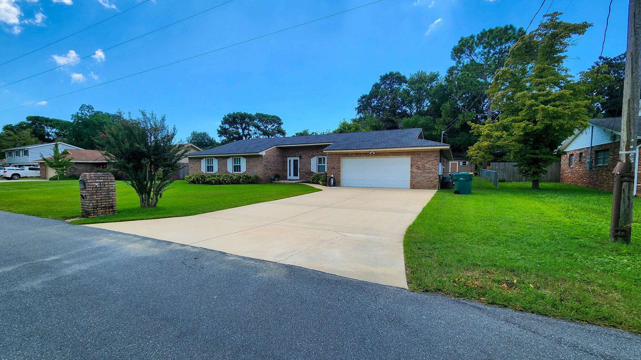 BAYOU POQUITO - Residential