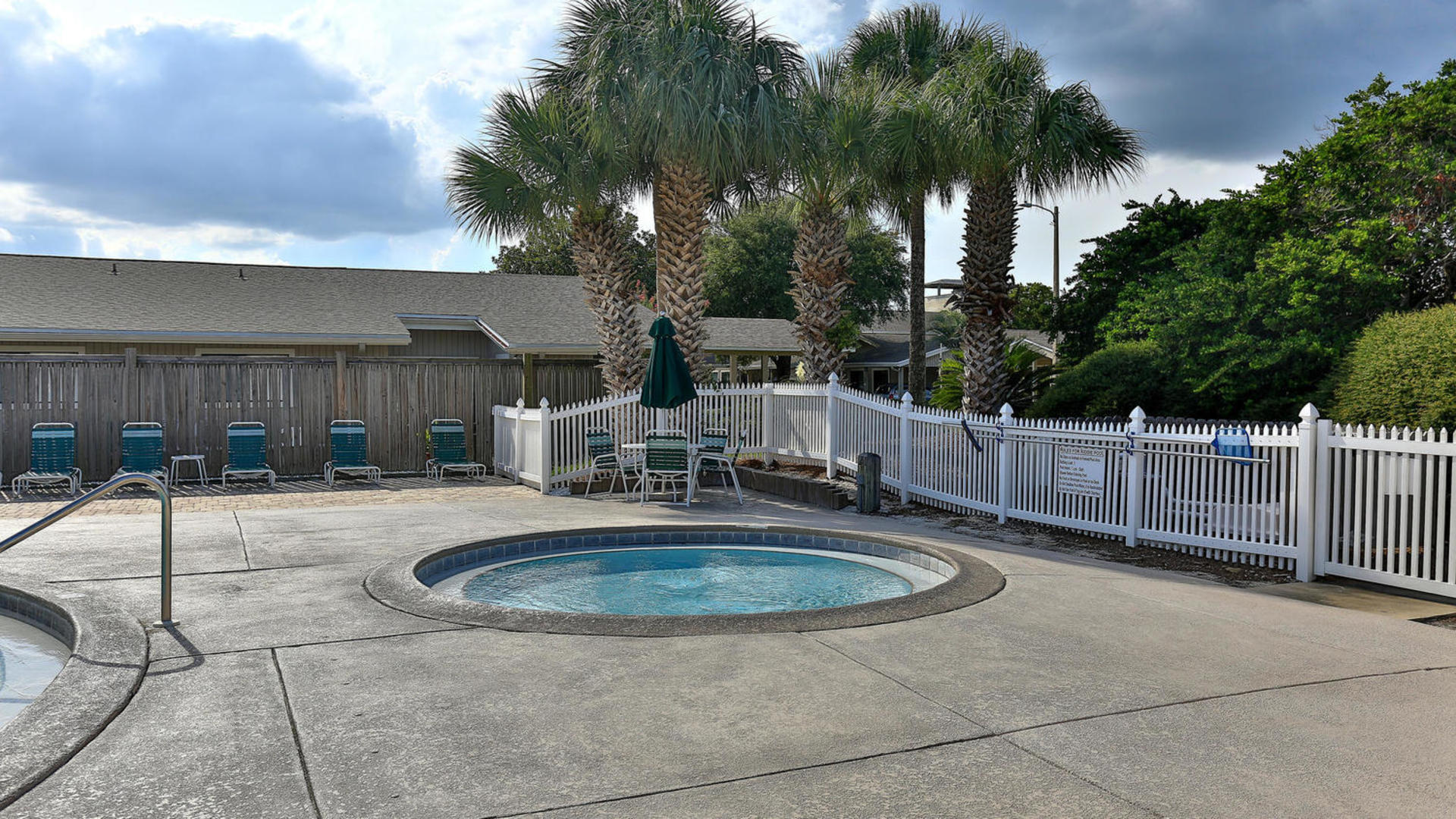 SEASCAPE CONDO TENNIS VILLAGE - Residential