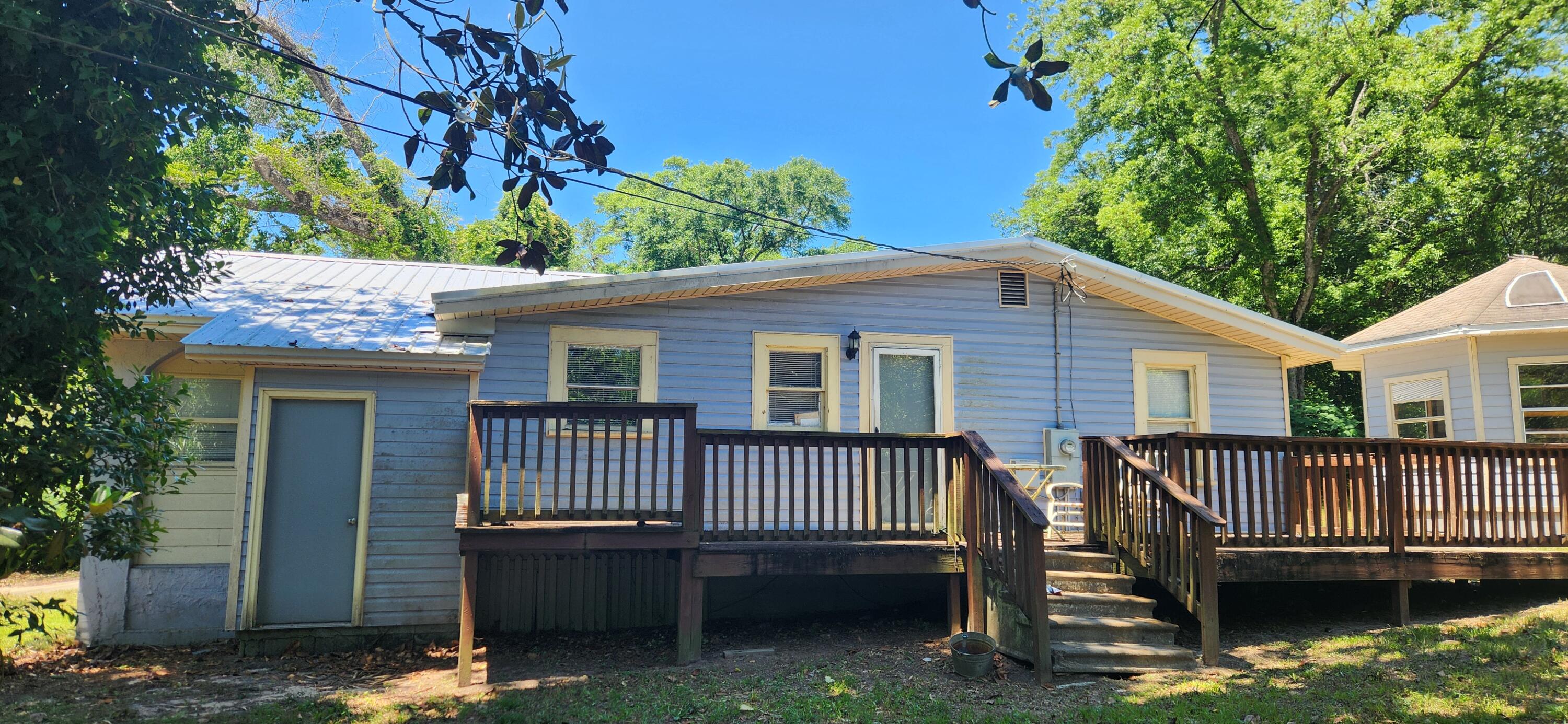 HUDSON ADDN TO CRESTVIEW - Residential