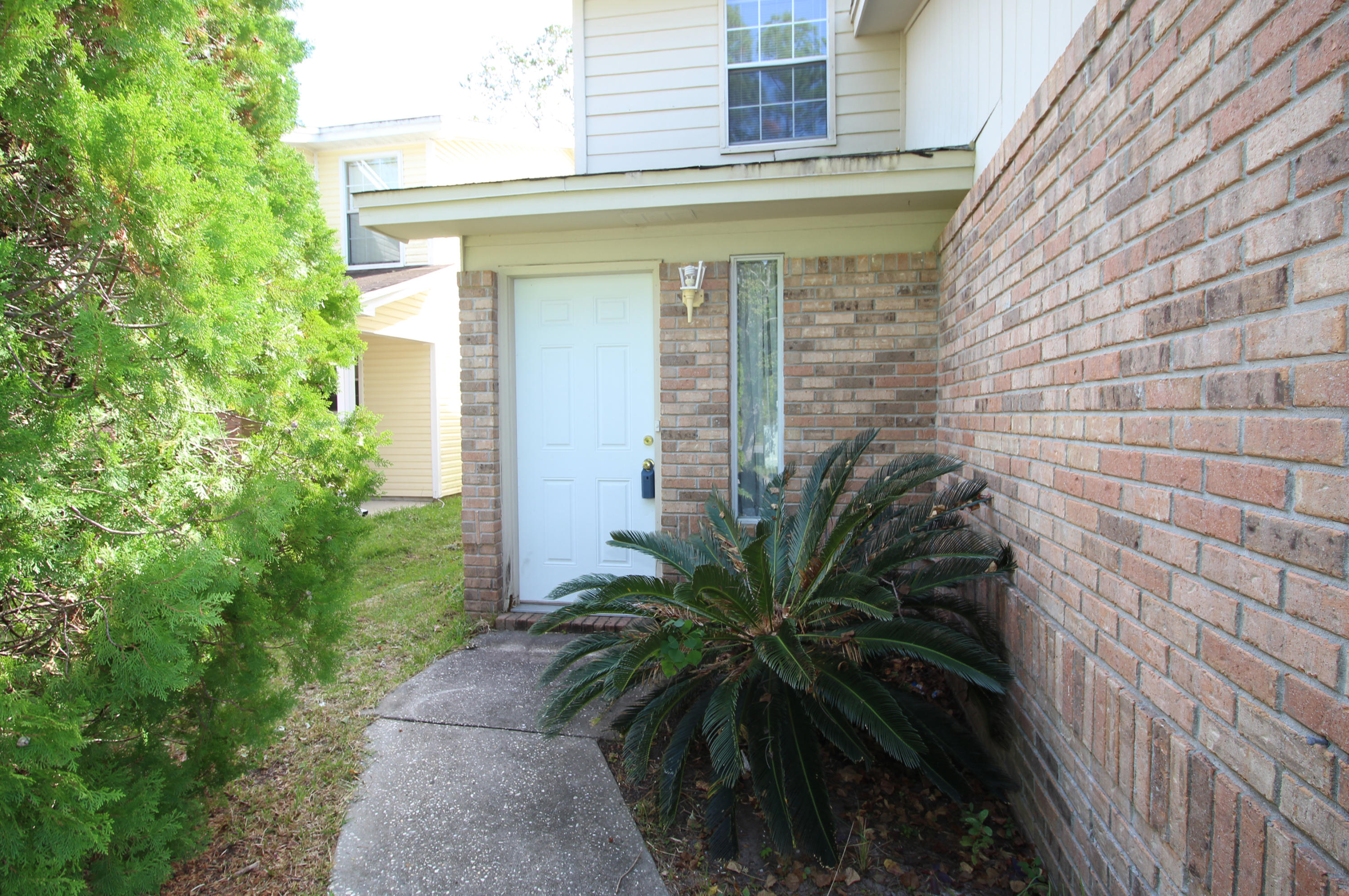 SCHNEIDER DRIVE T/H - Residential