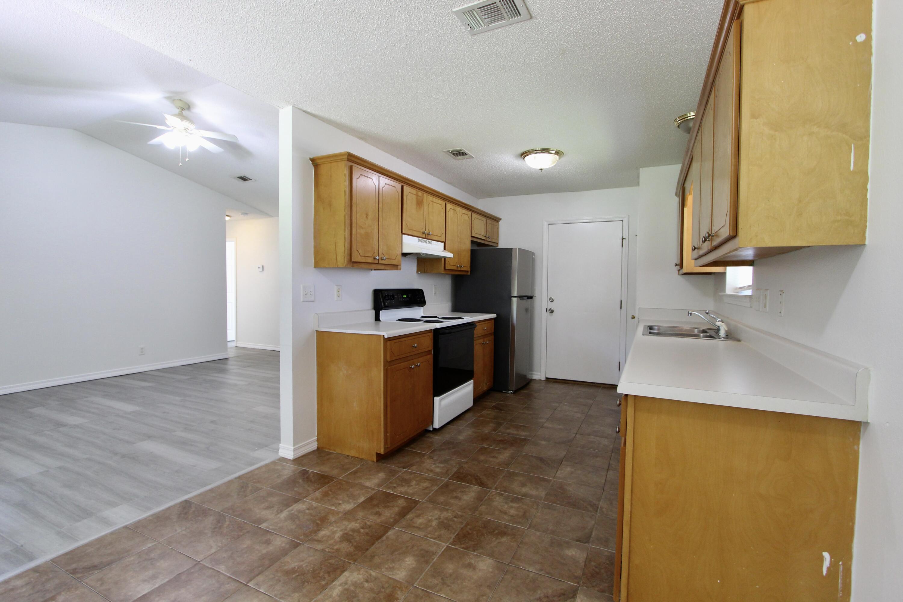 OAKDALE MINI FARMS RESUB BLK 17 - Residential