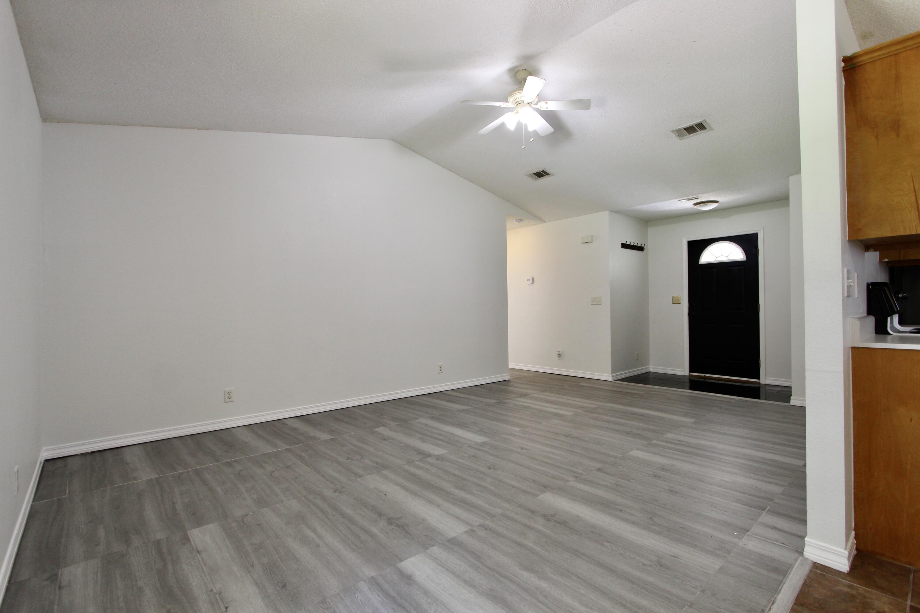 OAKDALE MINI FARMS RESUB BLK 17 - Residential