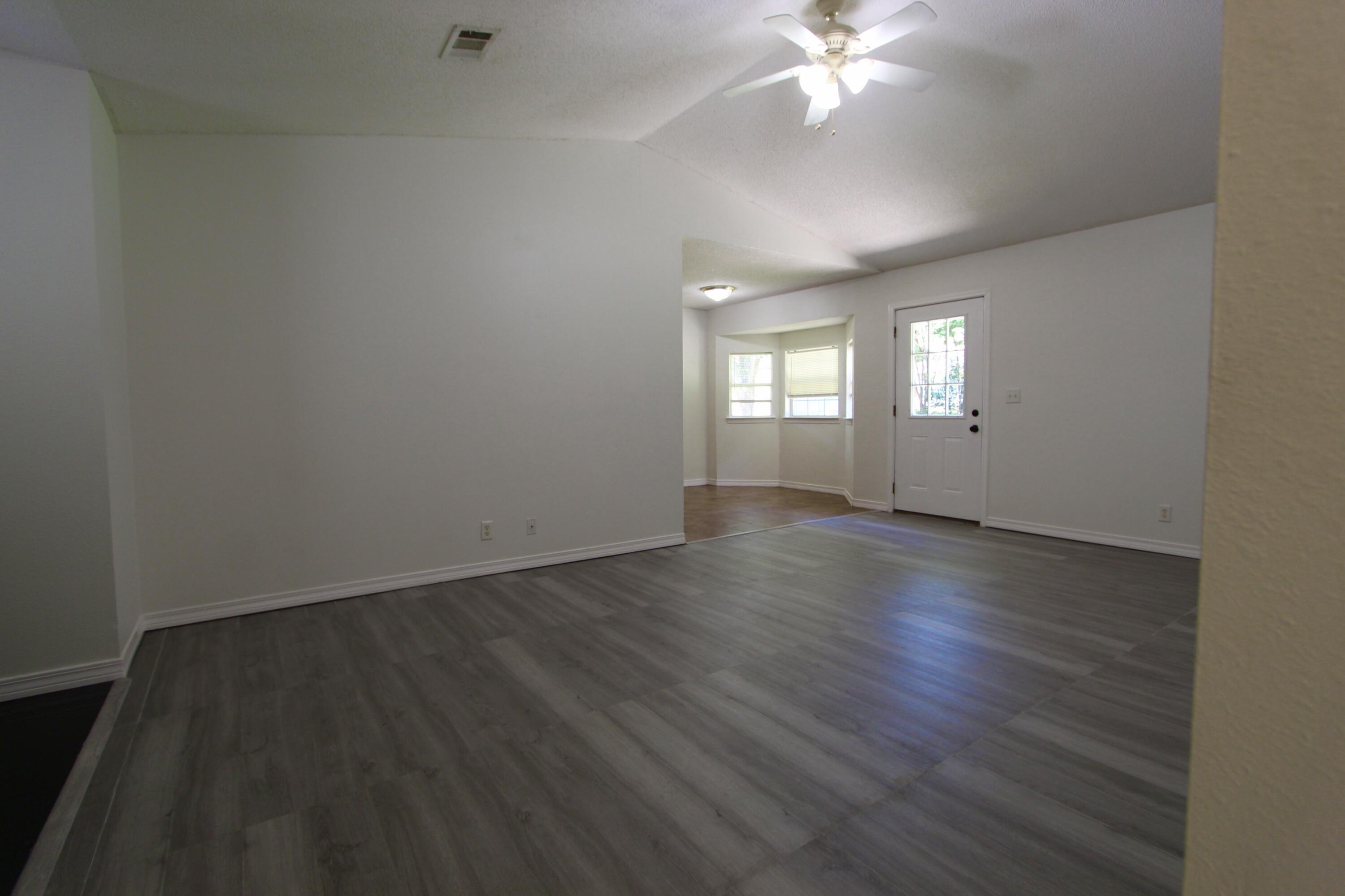 OAKDALE MINI FARMS RESUB BLK 17 - Residential