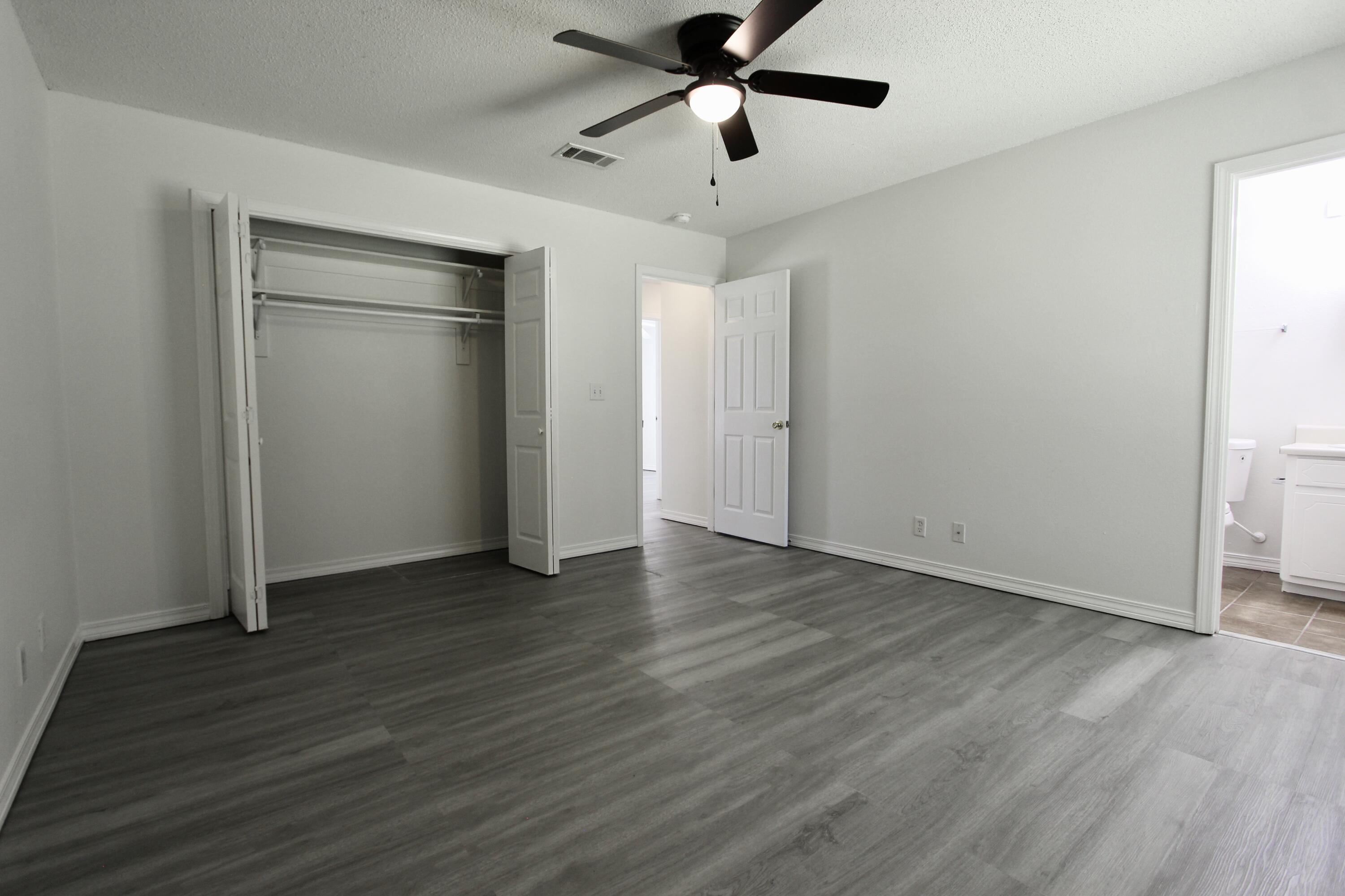 OAKDALE MINI FARMS RESUB BLK 17 - Residential