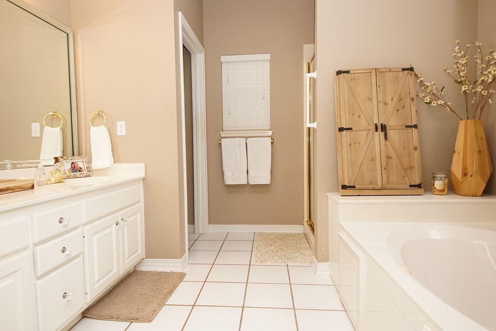 MAGNOLIA PLANTATION AT BLUEWATER BAY - Residential