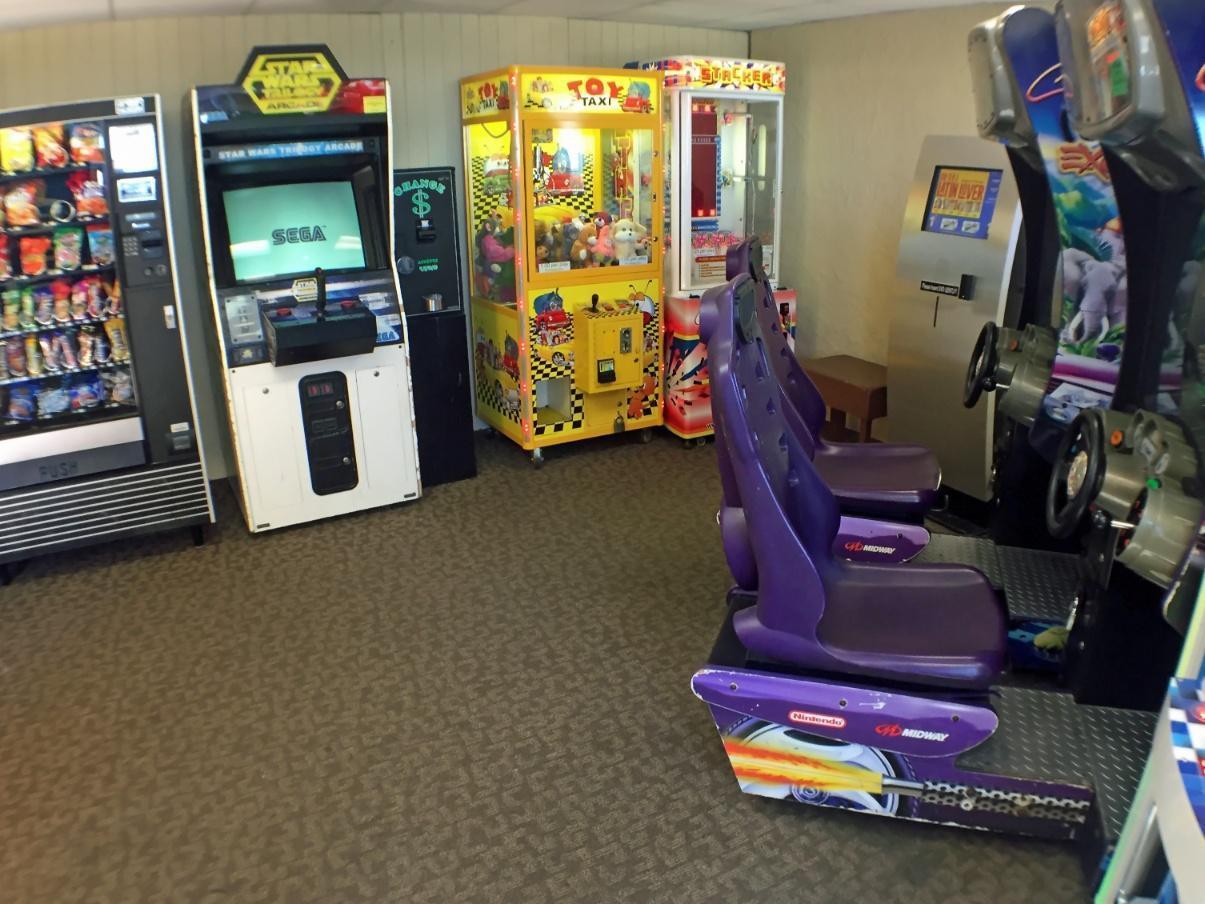 BEACH HOUSE CONDO PH 2 - Residential