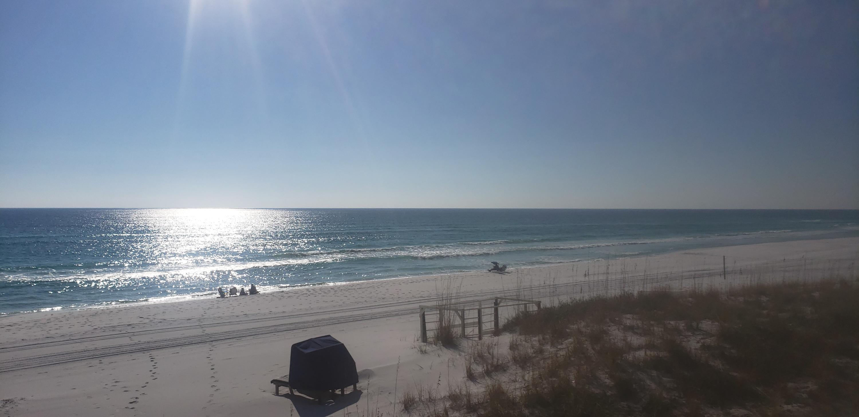 BEACH HOUSE CONDO PH 2 - Residential