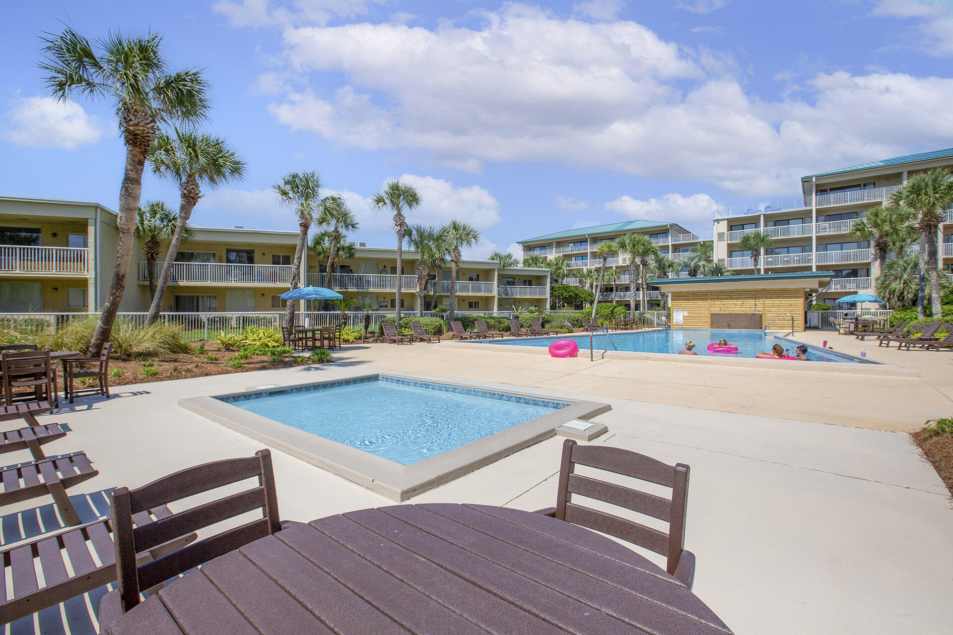 SILVER DUNES CONDO - Residential