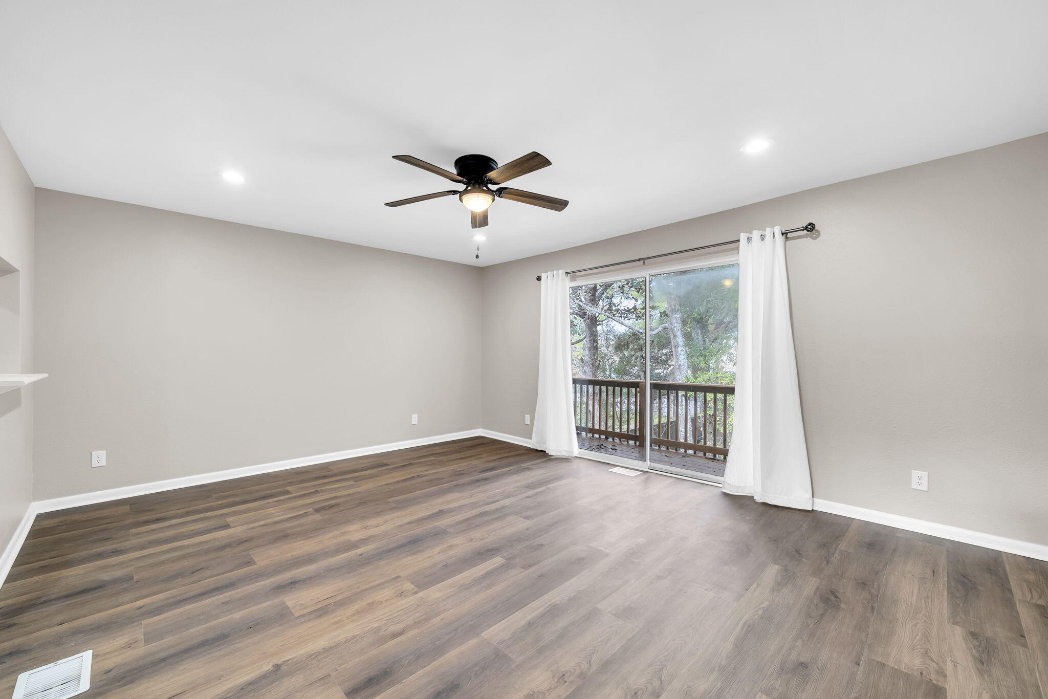 SWIFT BAYOU T/H - Residential