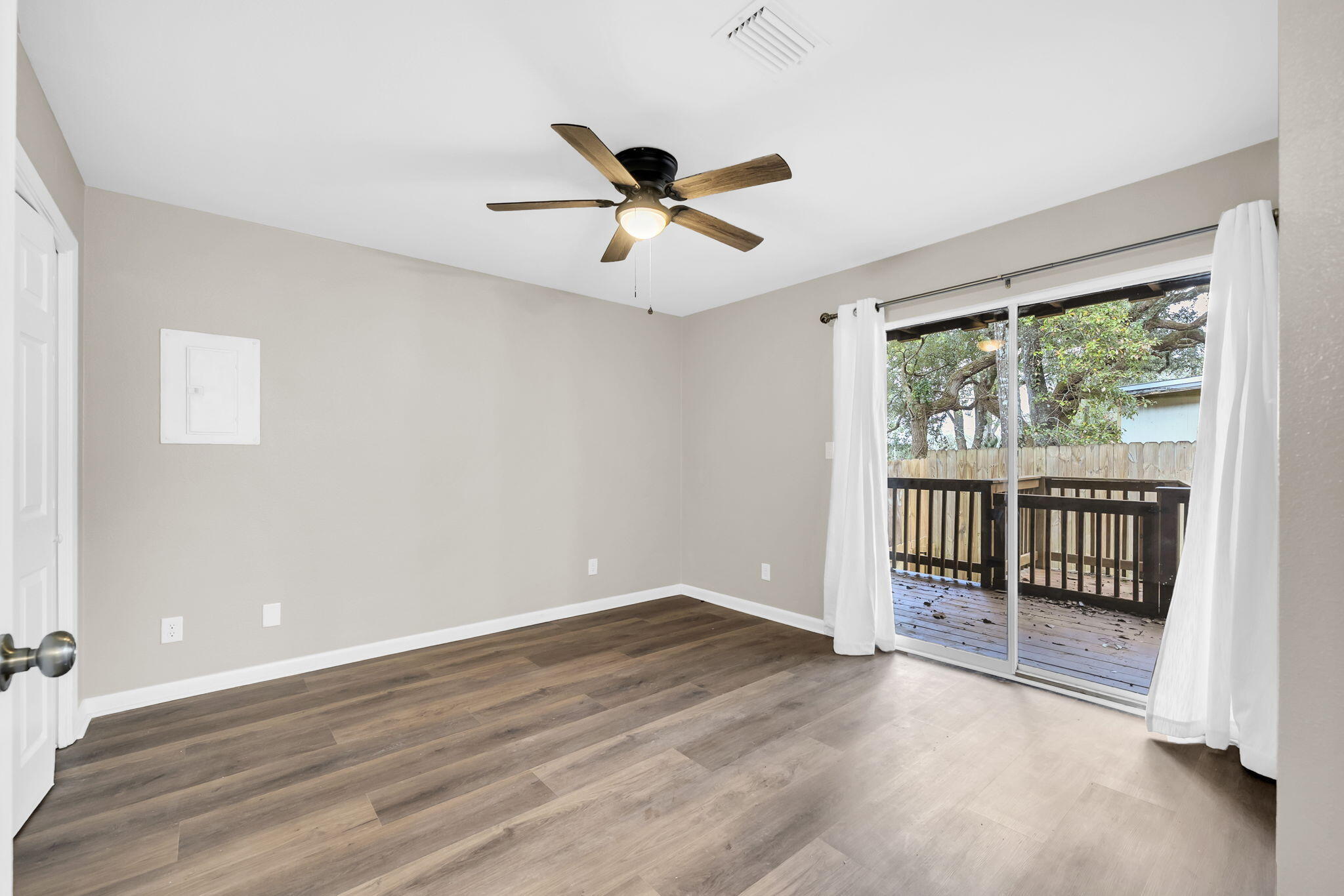 SWIFT BAYOU T/H - Residential