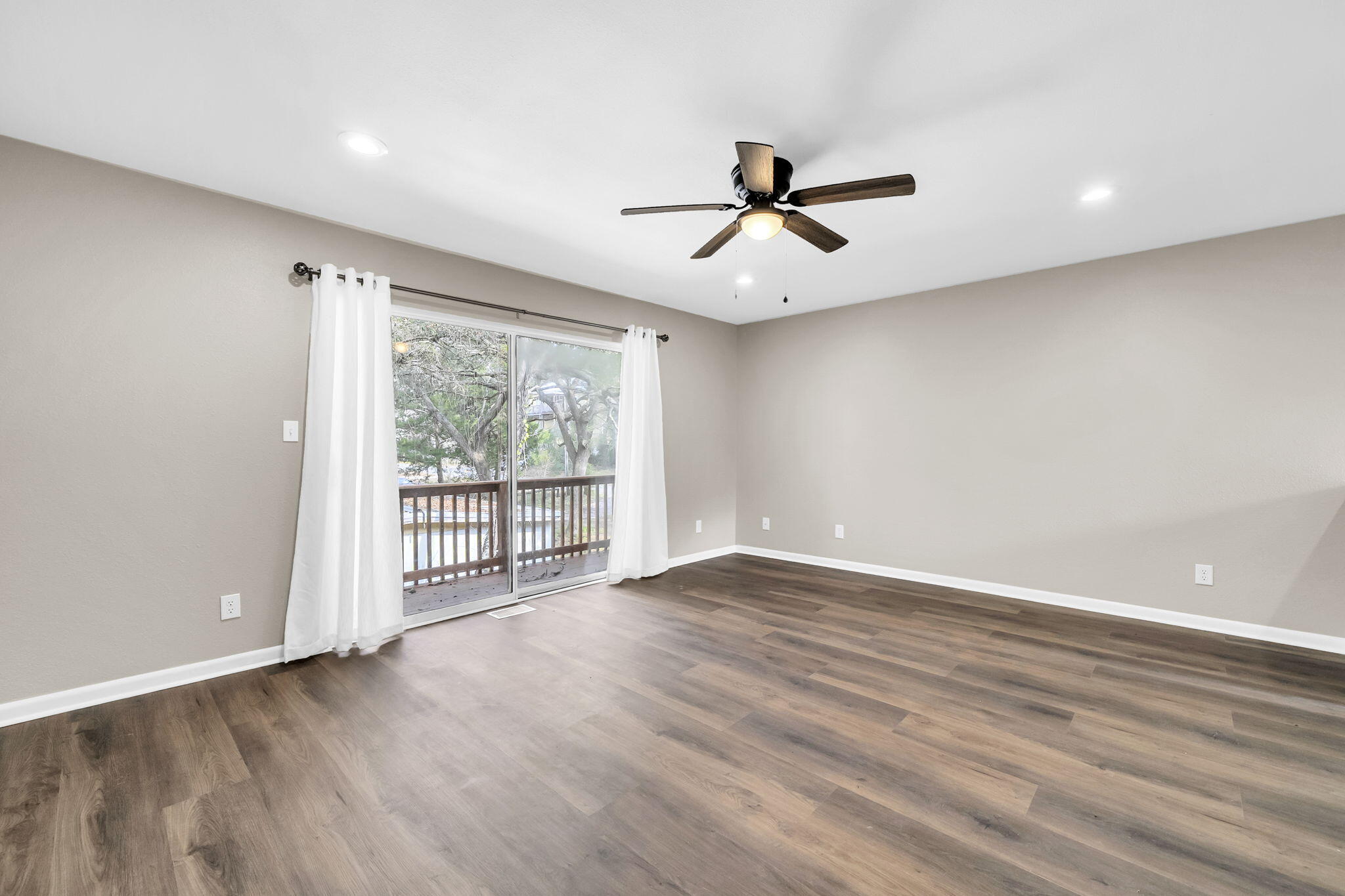 SWIFT BAYOU T/H - Residential