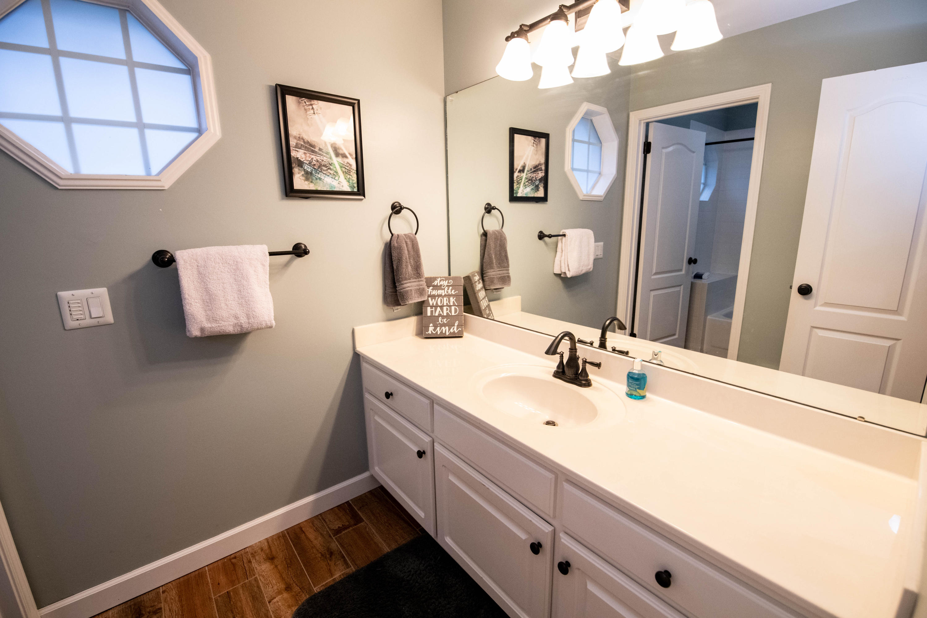 SOUTHWIND PH 6 - Residential