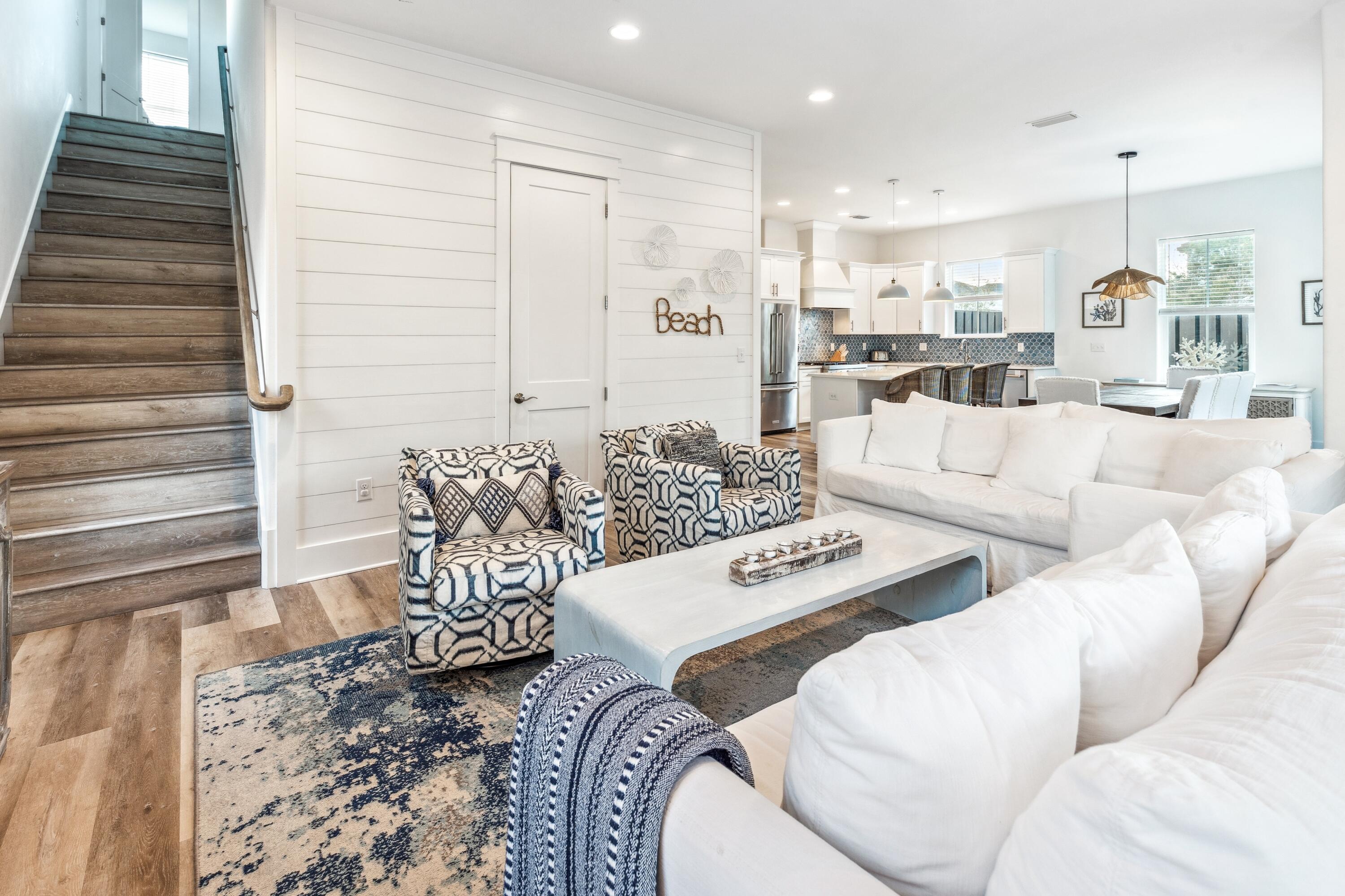 SANTA ROSA RETREAT - Residential