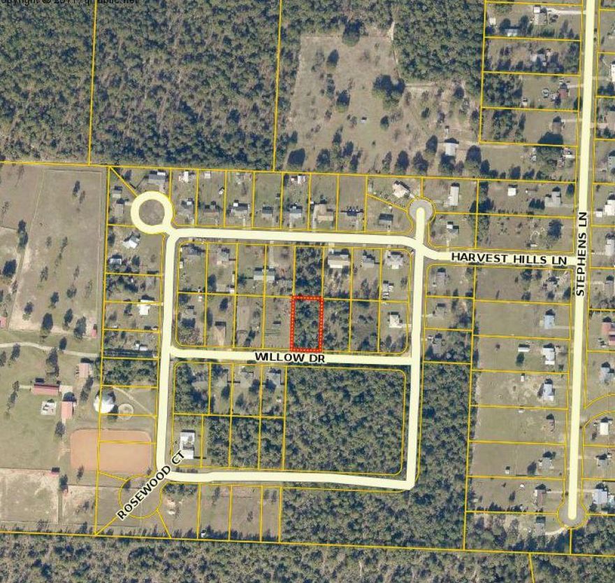 Vacant lot ready to build your dream home! Almost half an acre in the Auburn area. Enjoy the peace and quite.