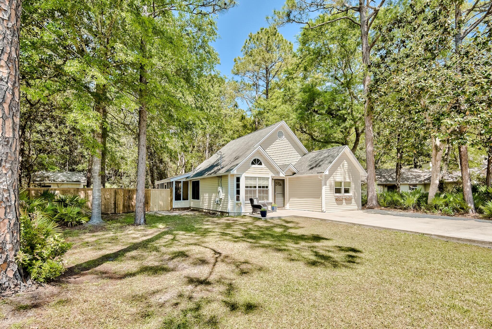 MAGNOLIA CREEK PHASE 1 - Residential