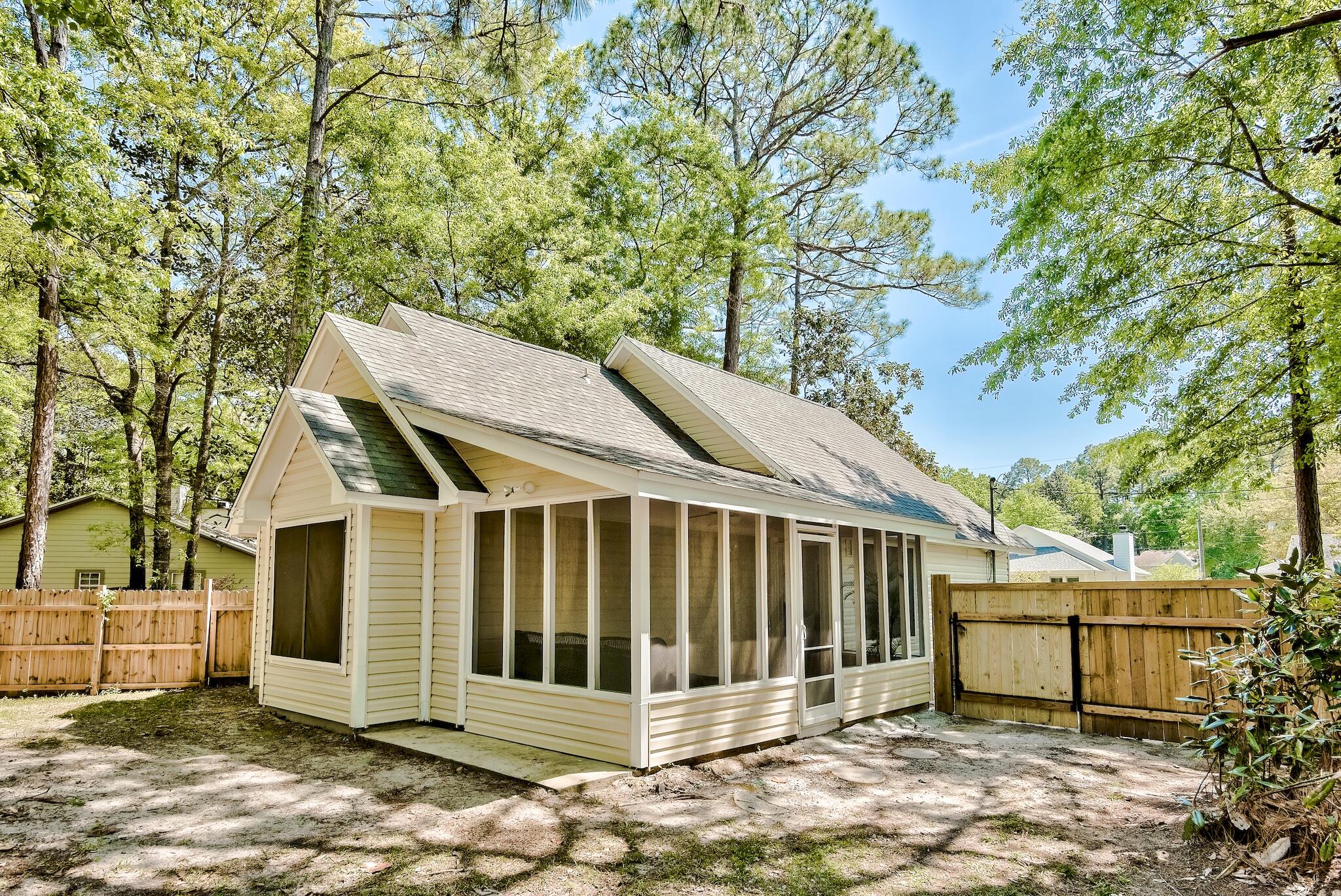 MAGNOLIA CREEK PHASE 1 - Residential