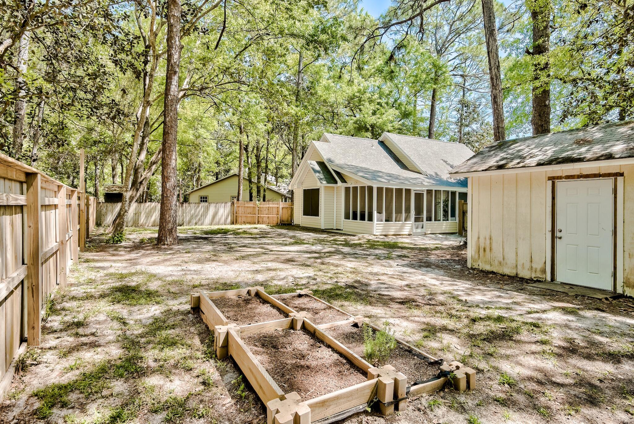 MAGNOLIA CREEK PHASE 1 - Residential