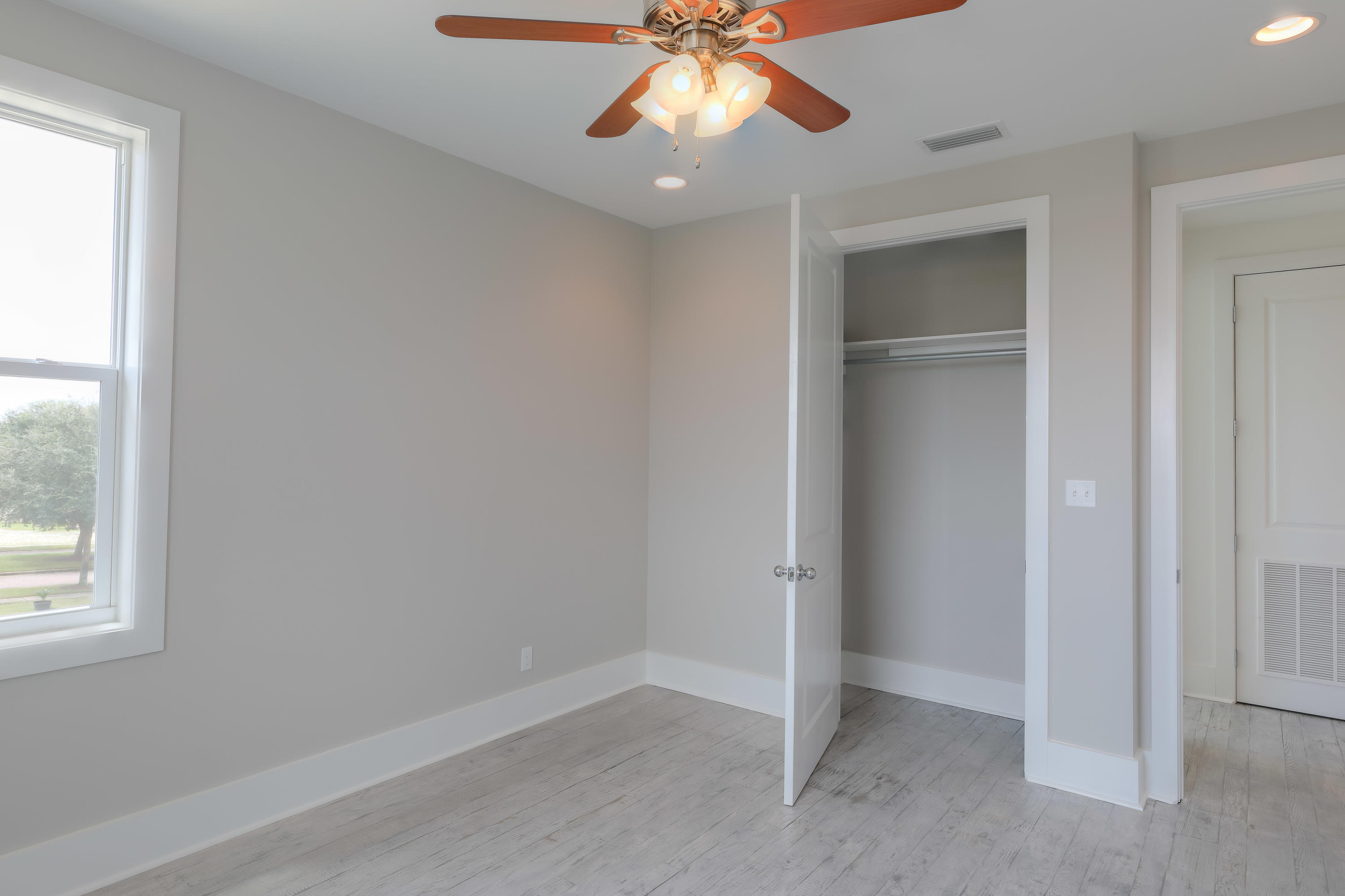 VILLAGE AT BLUE MOUNTAIN BEACH - Residential