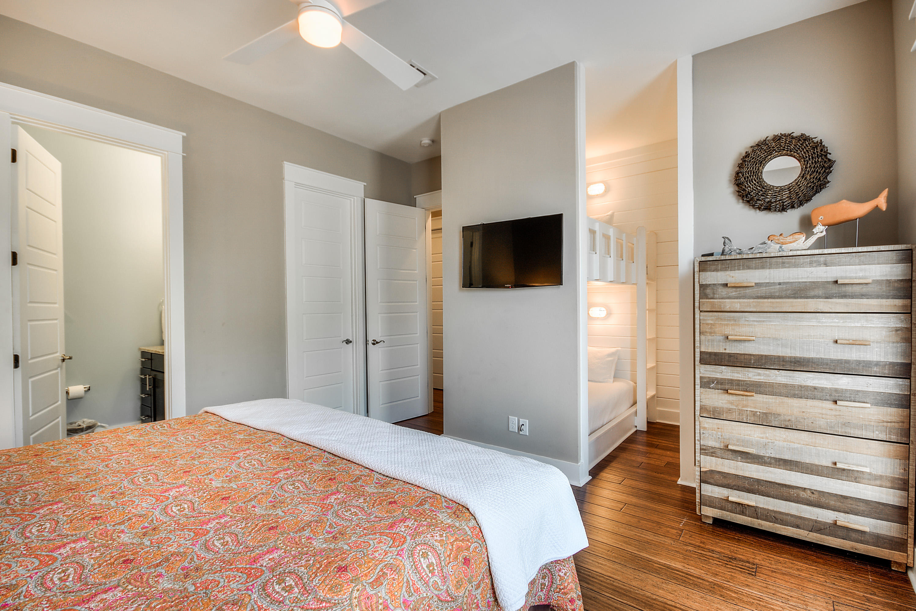 GULF SHORE MANOR - Residential