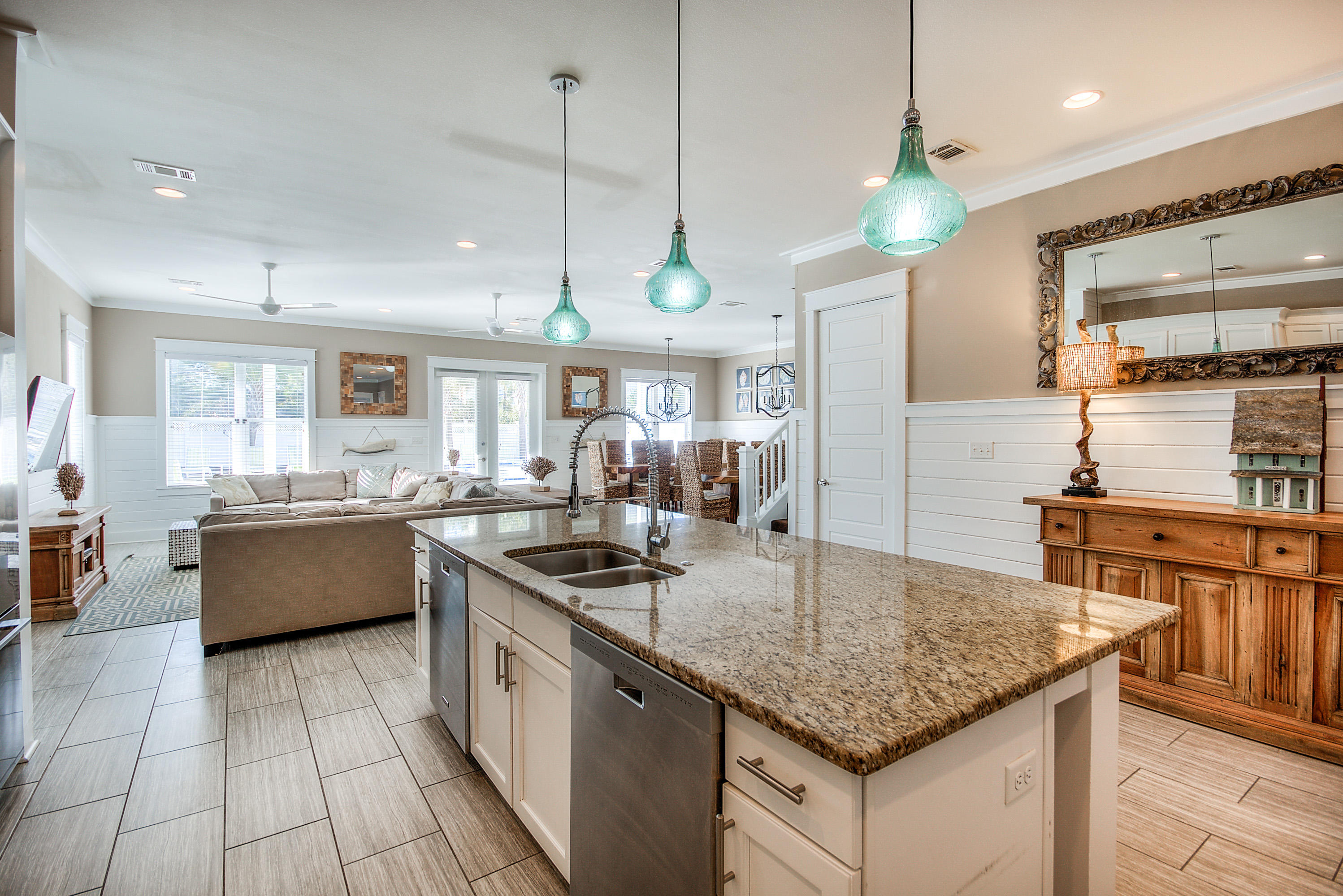 GULF SHORE MANOR - Residential