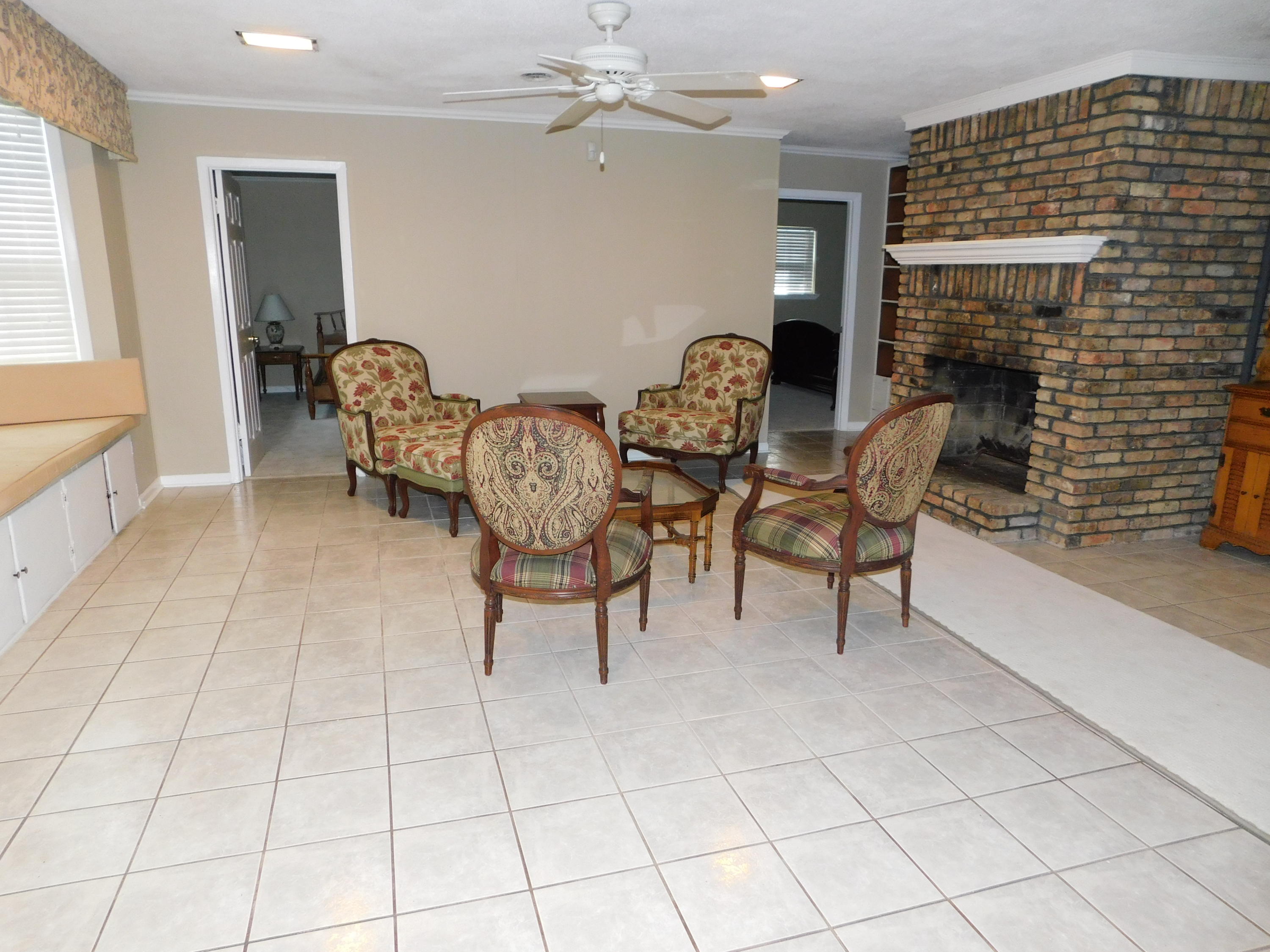 VESTA HTS 4TH ADD - Residential