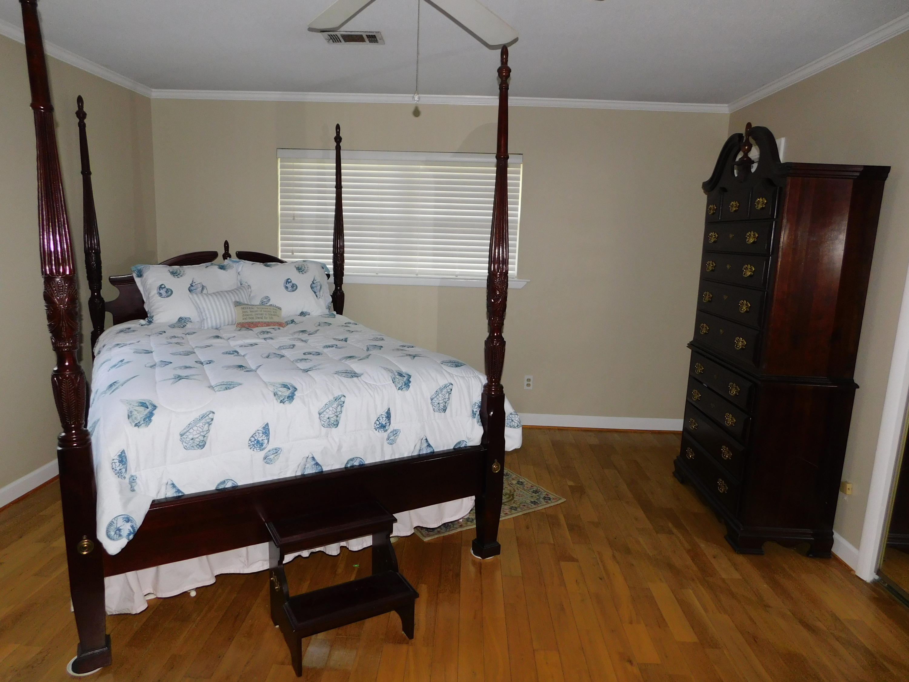 VESTA HTS 4TH ADD - Residential