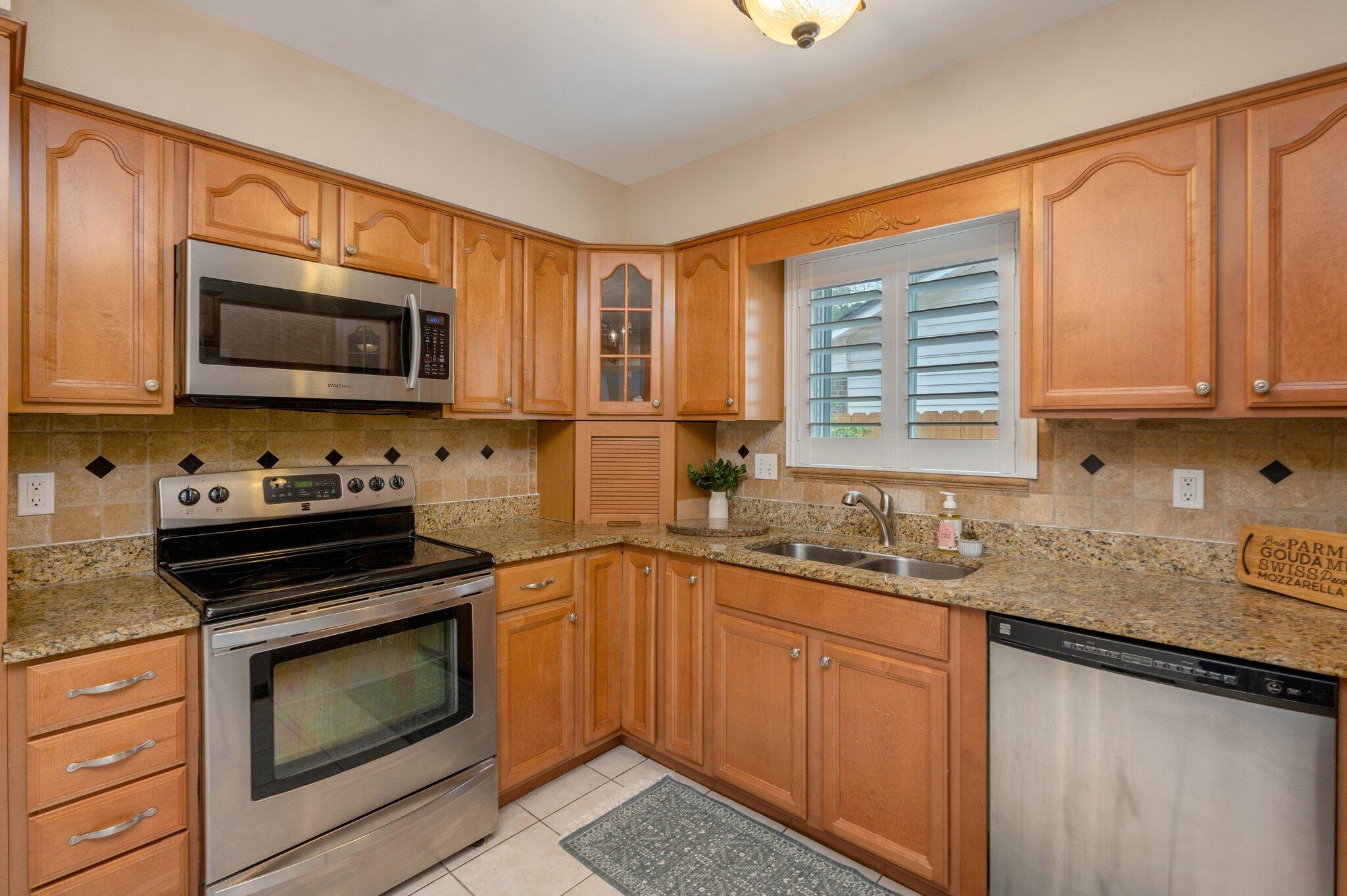 VALPARAISO PINECREST 6 - Residential