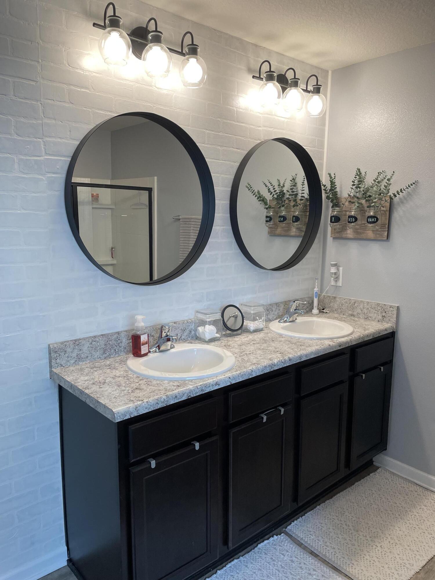 Redstone Commons - Residential Lease