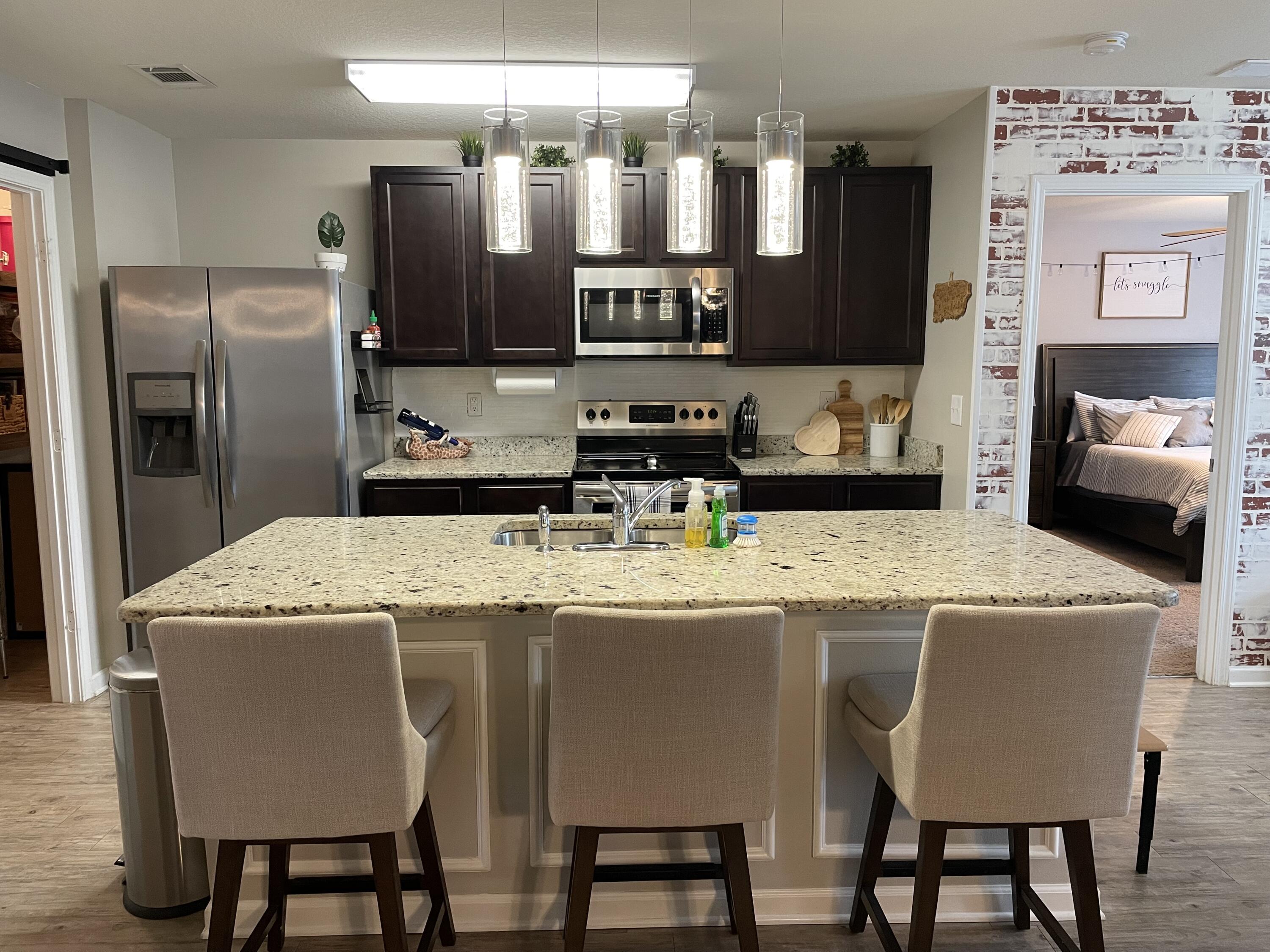 Redstone Commons - Residential Lease