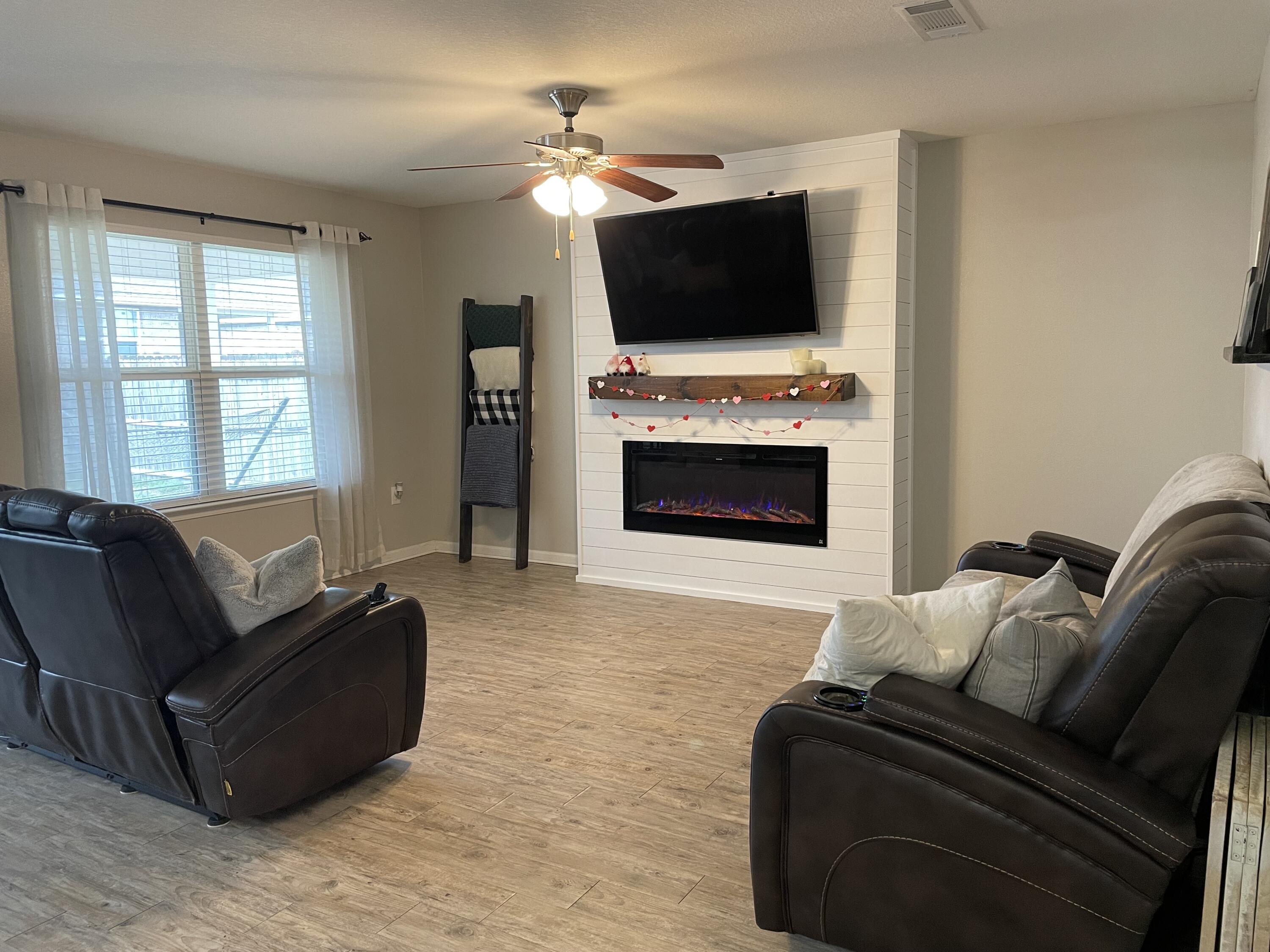 Redstone Commons - Residential Lease