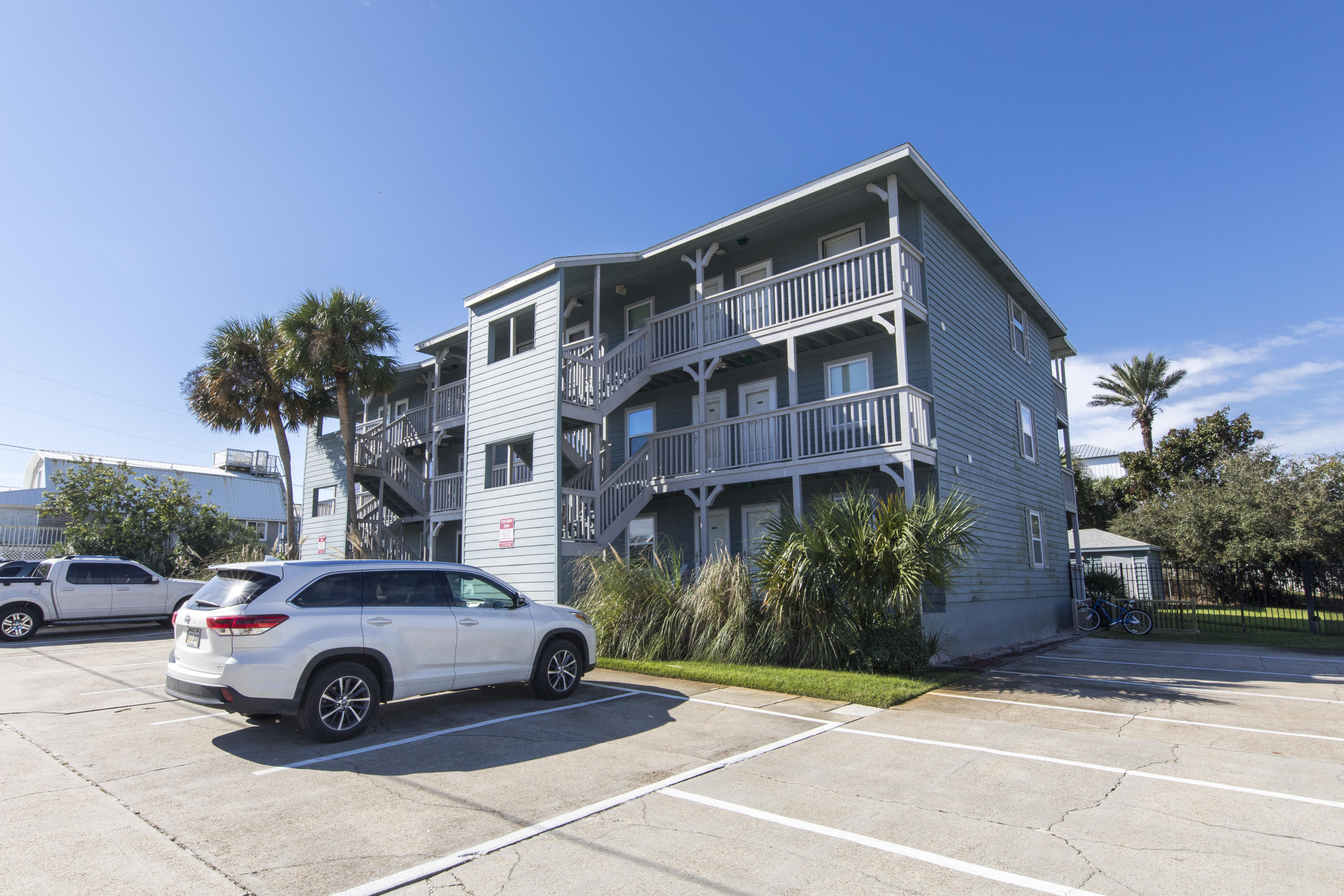 INLET SANDS CONDO - Residential