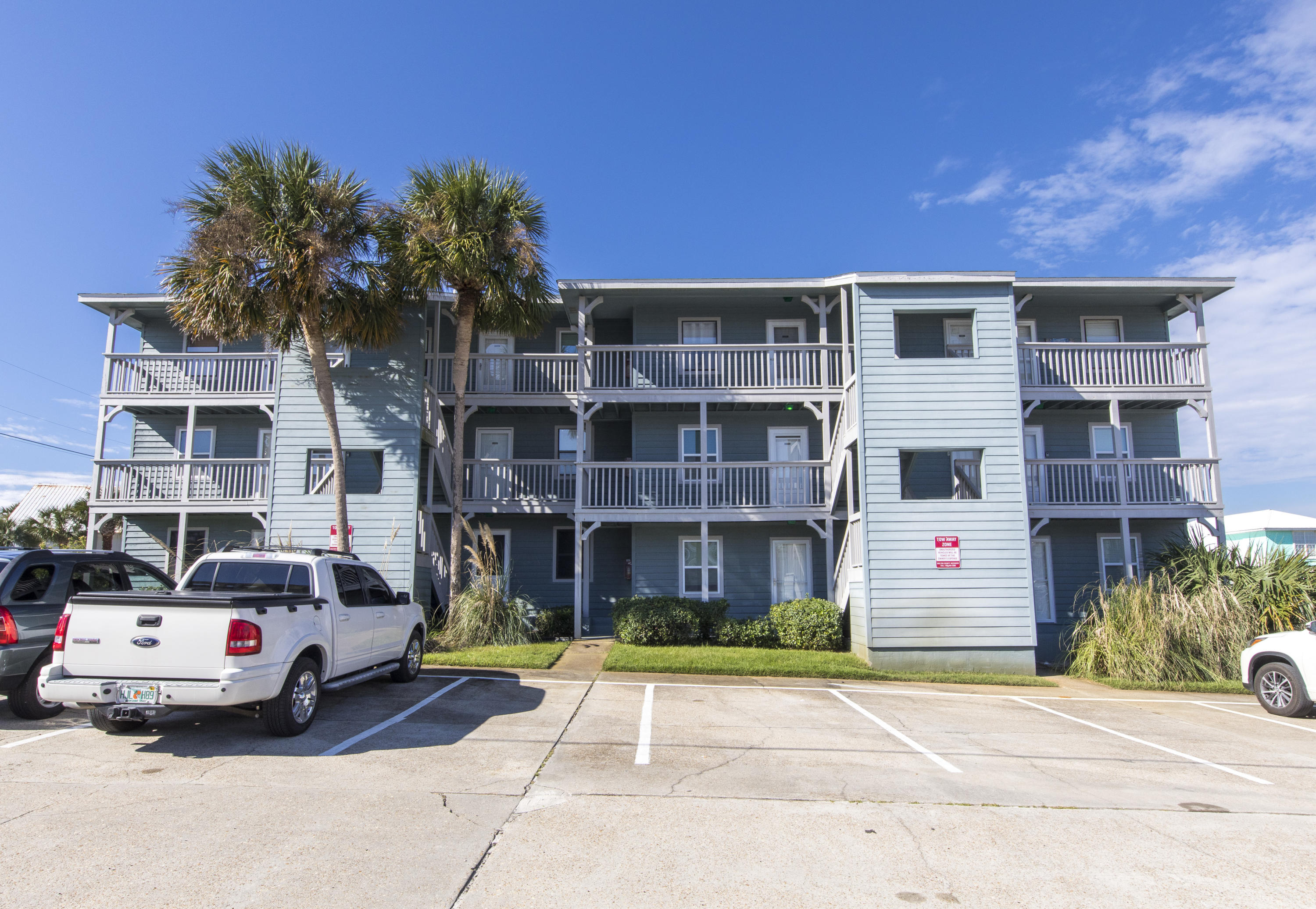 INLET SANDS CONDO - Residential