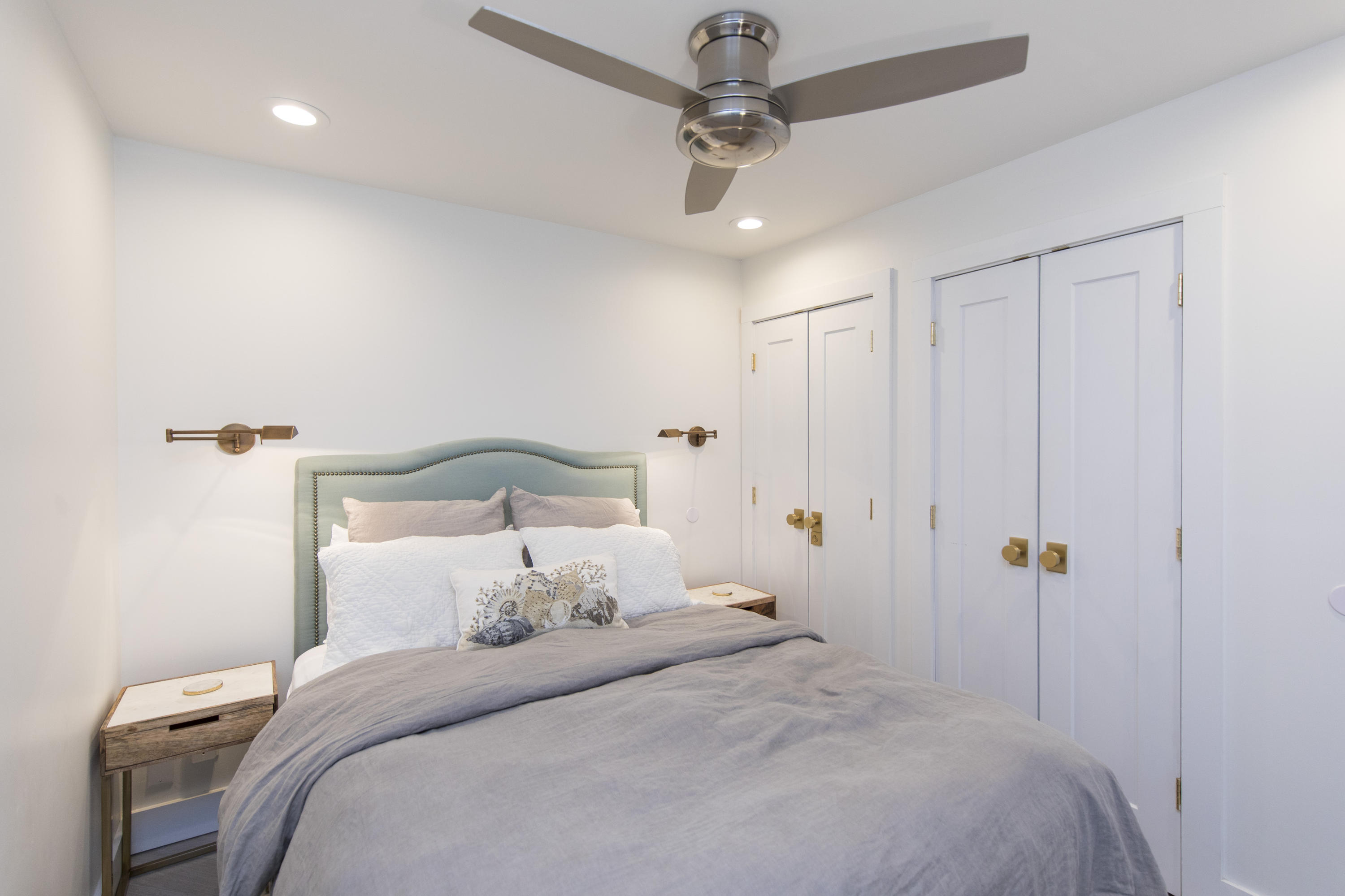 INLET SANDS CONDO - Residential