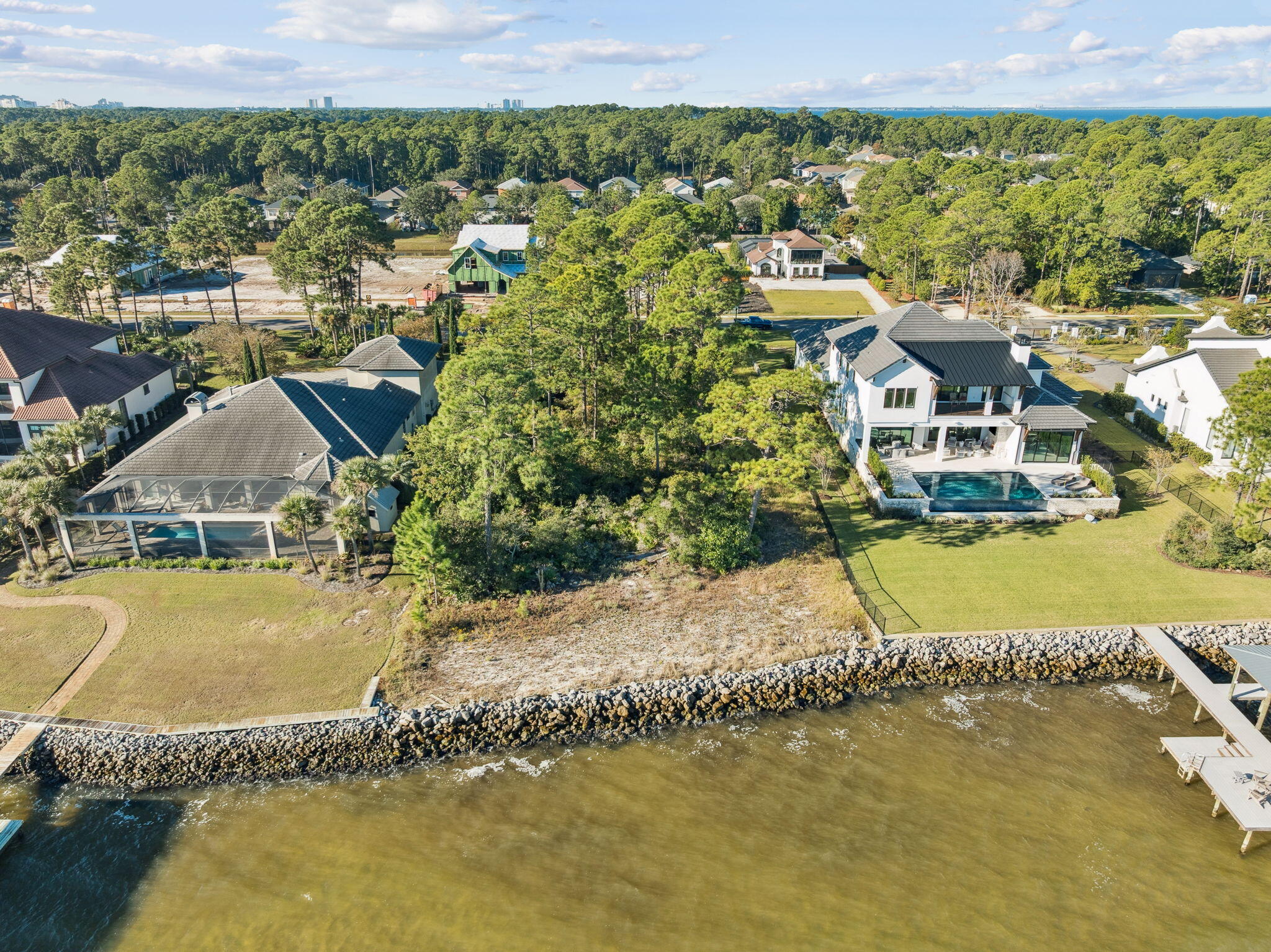 DRIFTWOOD ESTATES - Land