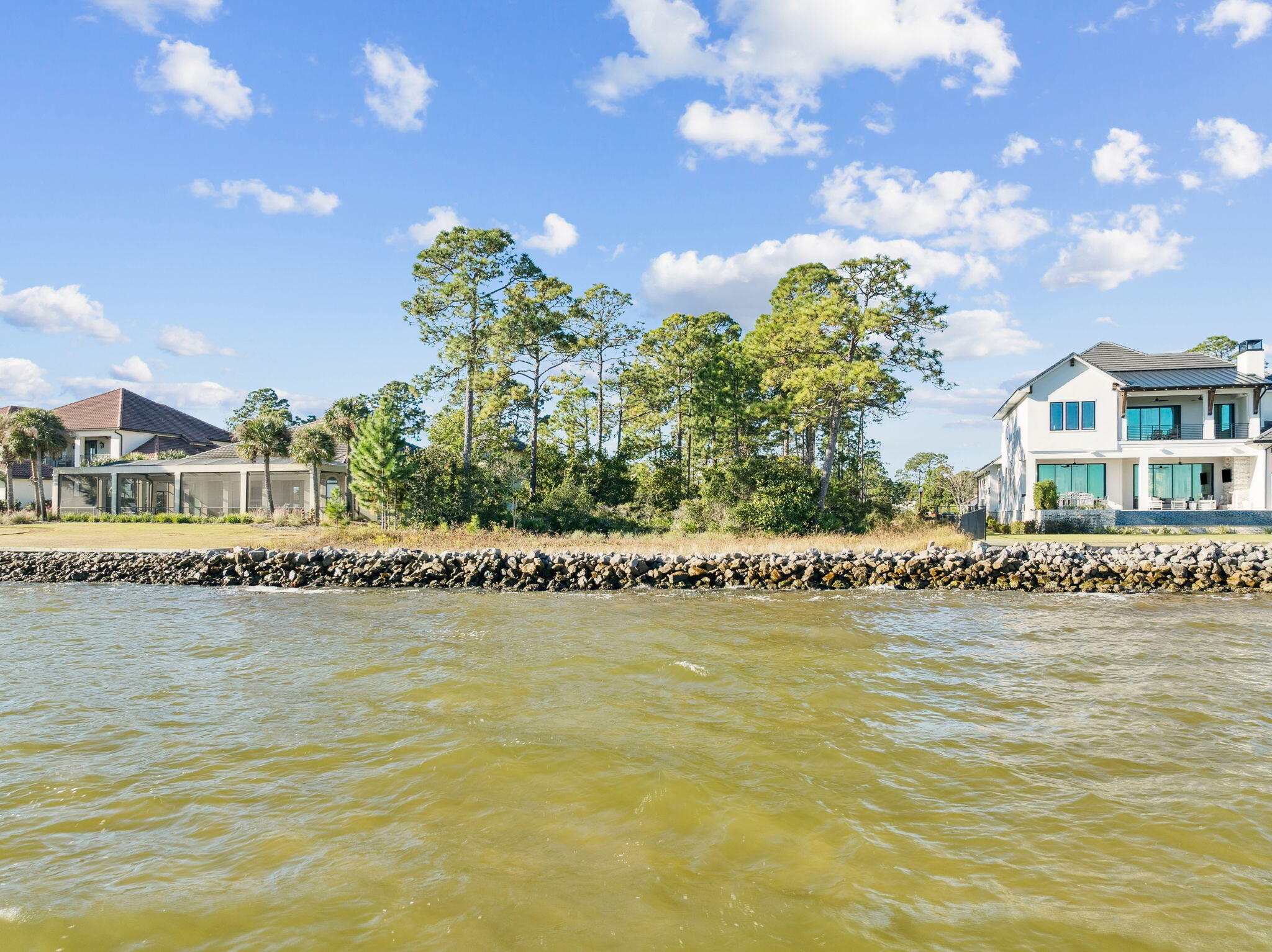 DRIFTWOOD ESTATES - Land