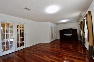 FOX VALLEY - Residential Lease