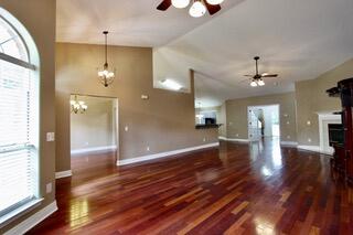 FOX VALLEY - Residential Lease