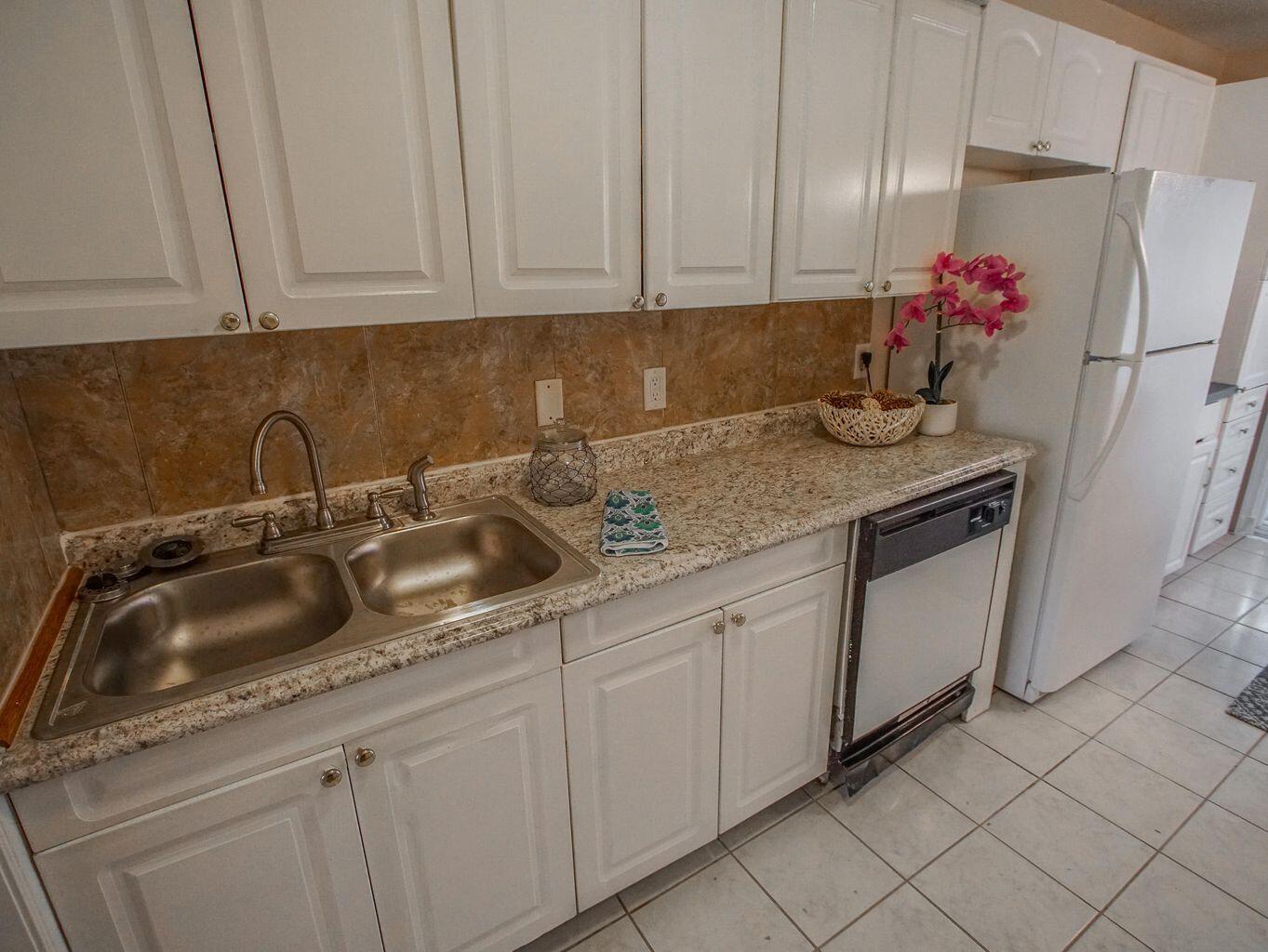 PIER ONE CONDO - Residential