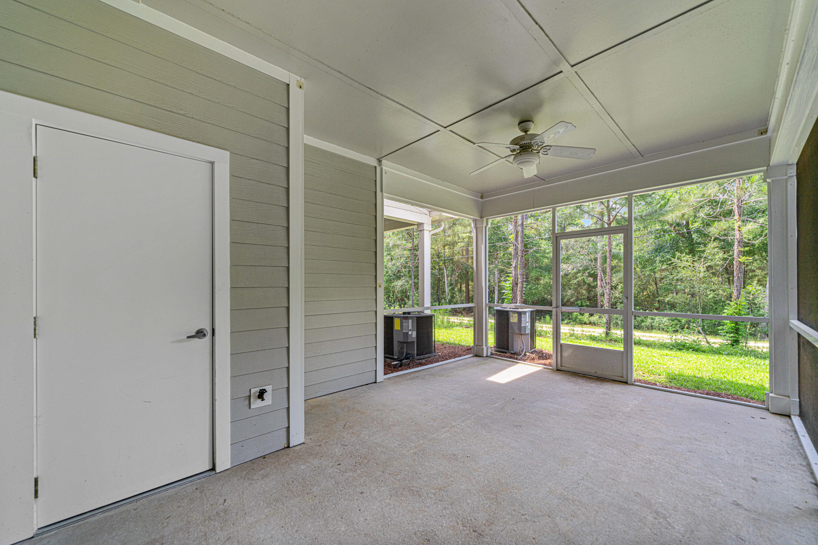 VERANDAS AT FREEPORT - Residential Lease