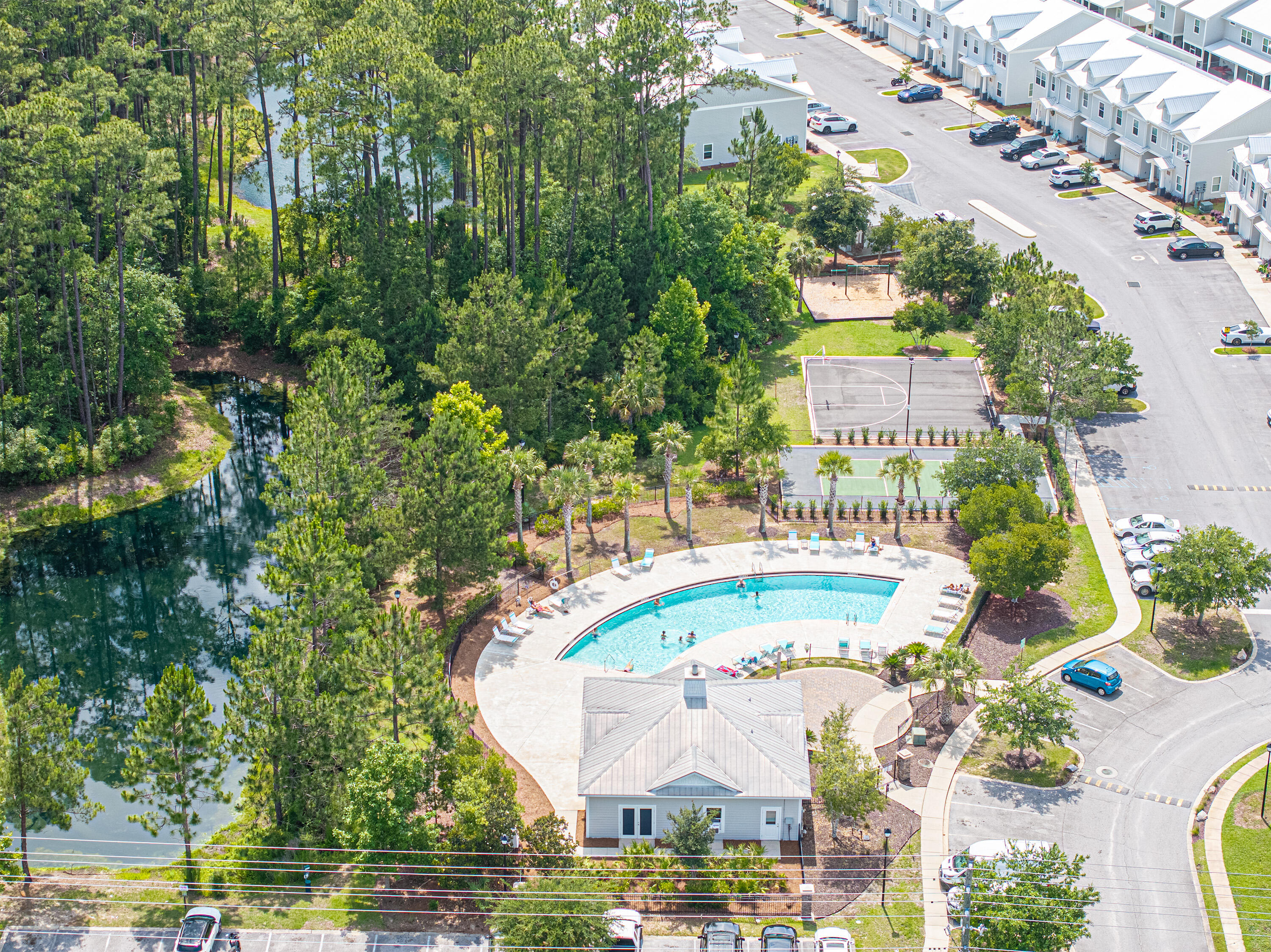 VERANDAS AT FREEPORT - Residential Lease