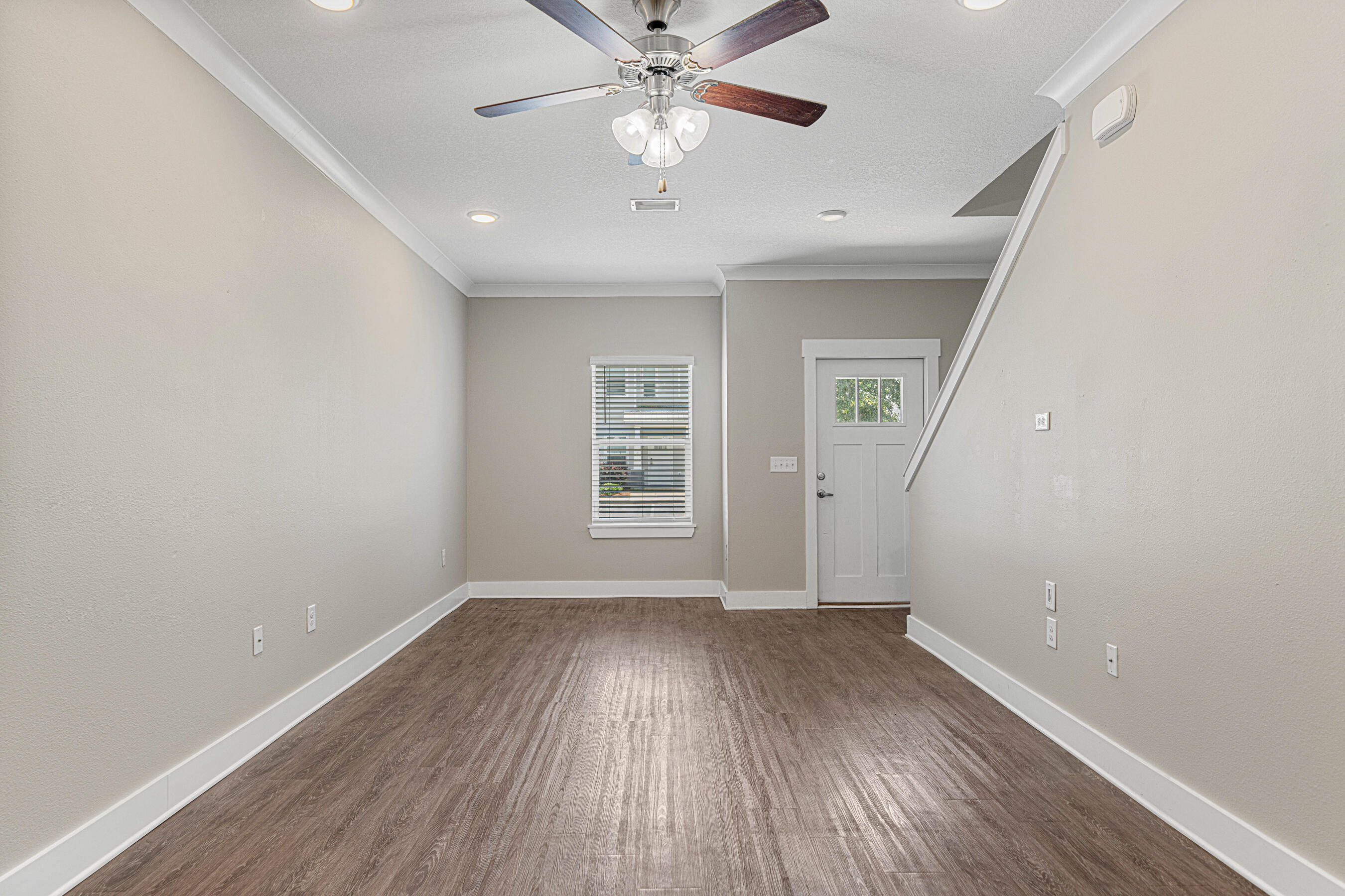 VERANDAS AT FREEPORT - Residential Lease