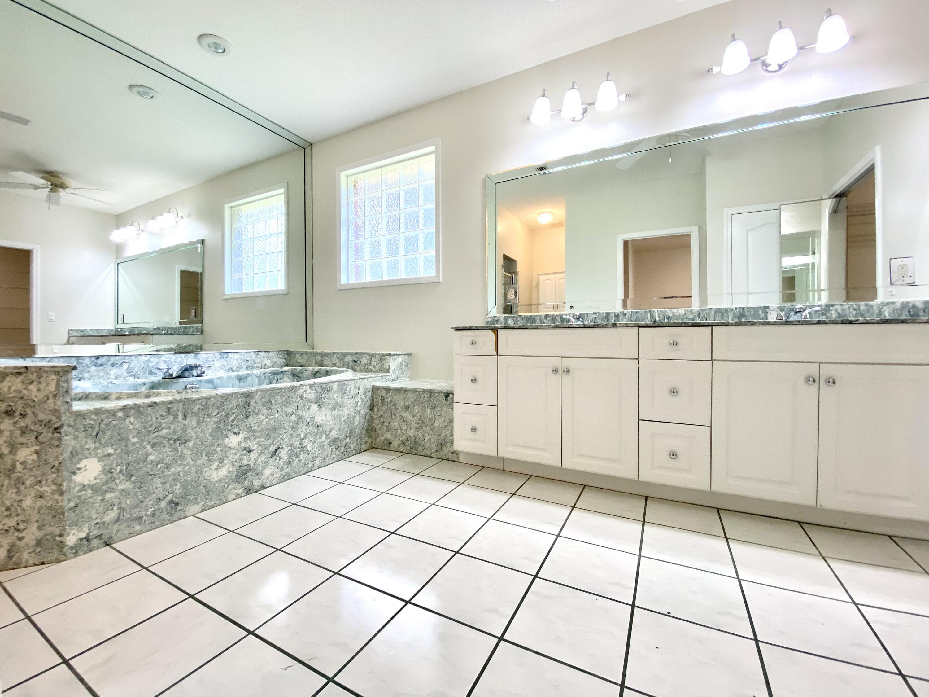 GRANDVIEW HEIGHTS - Residential