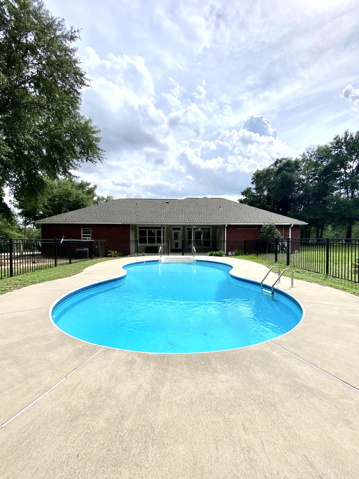 GRANDVIEW HEIGHTS - Residential